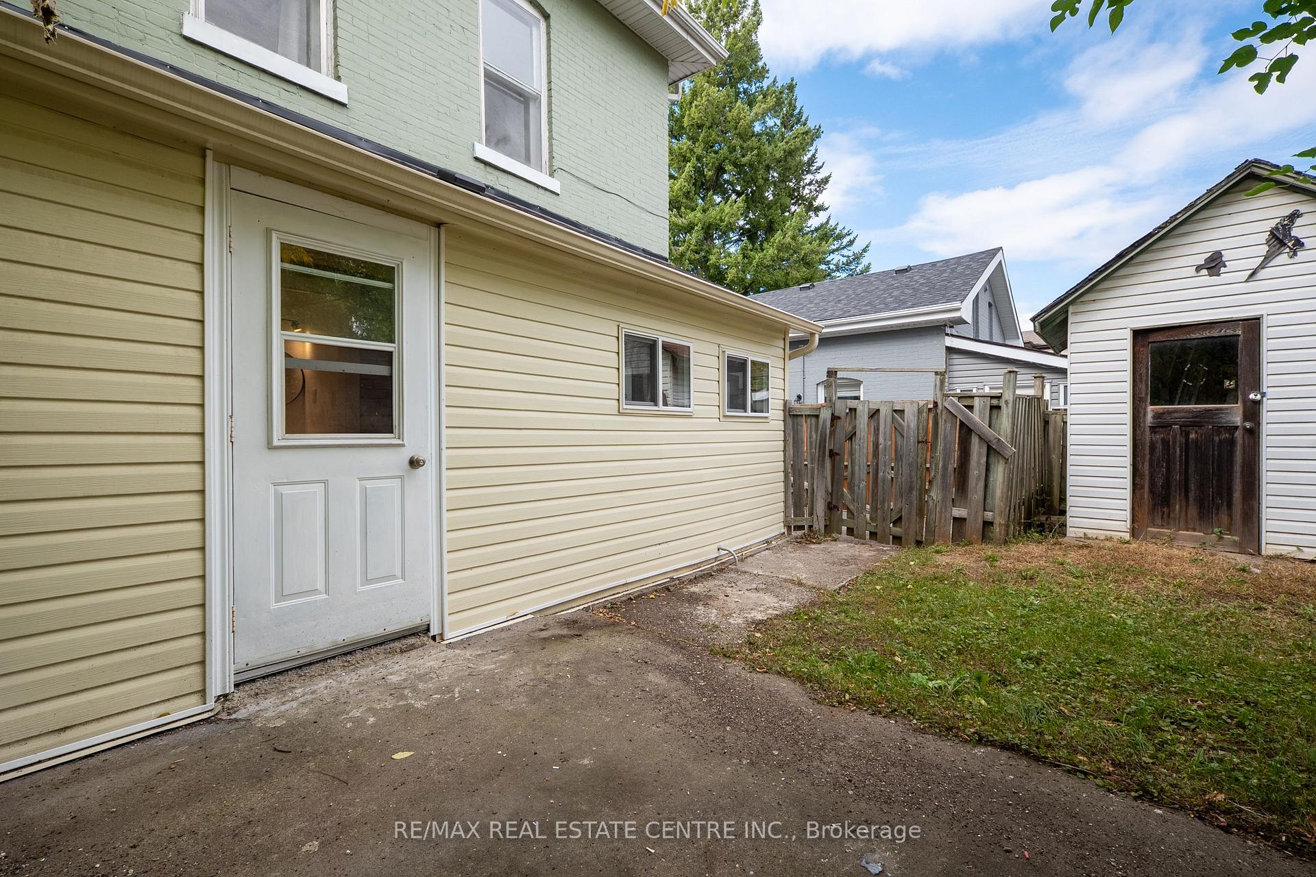 Photo 46 of 137 Alfred Street, Brantford, Downtown Core — HOMEH