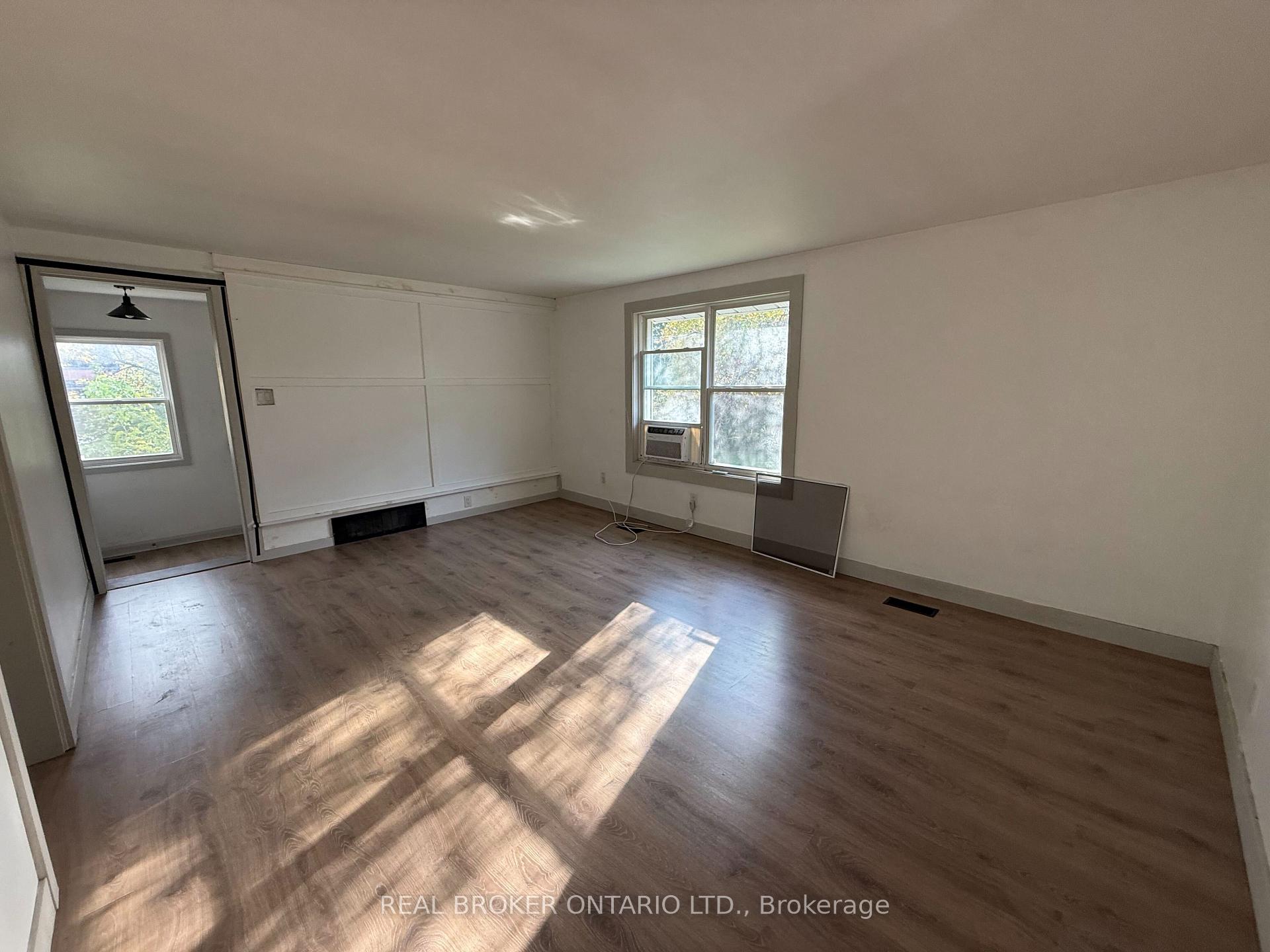 Photo 19 of Unit Upper, 23 Second Street, New Tecumseth, Beeton — HOMEH
