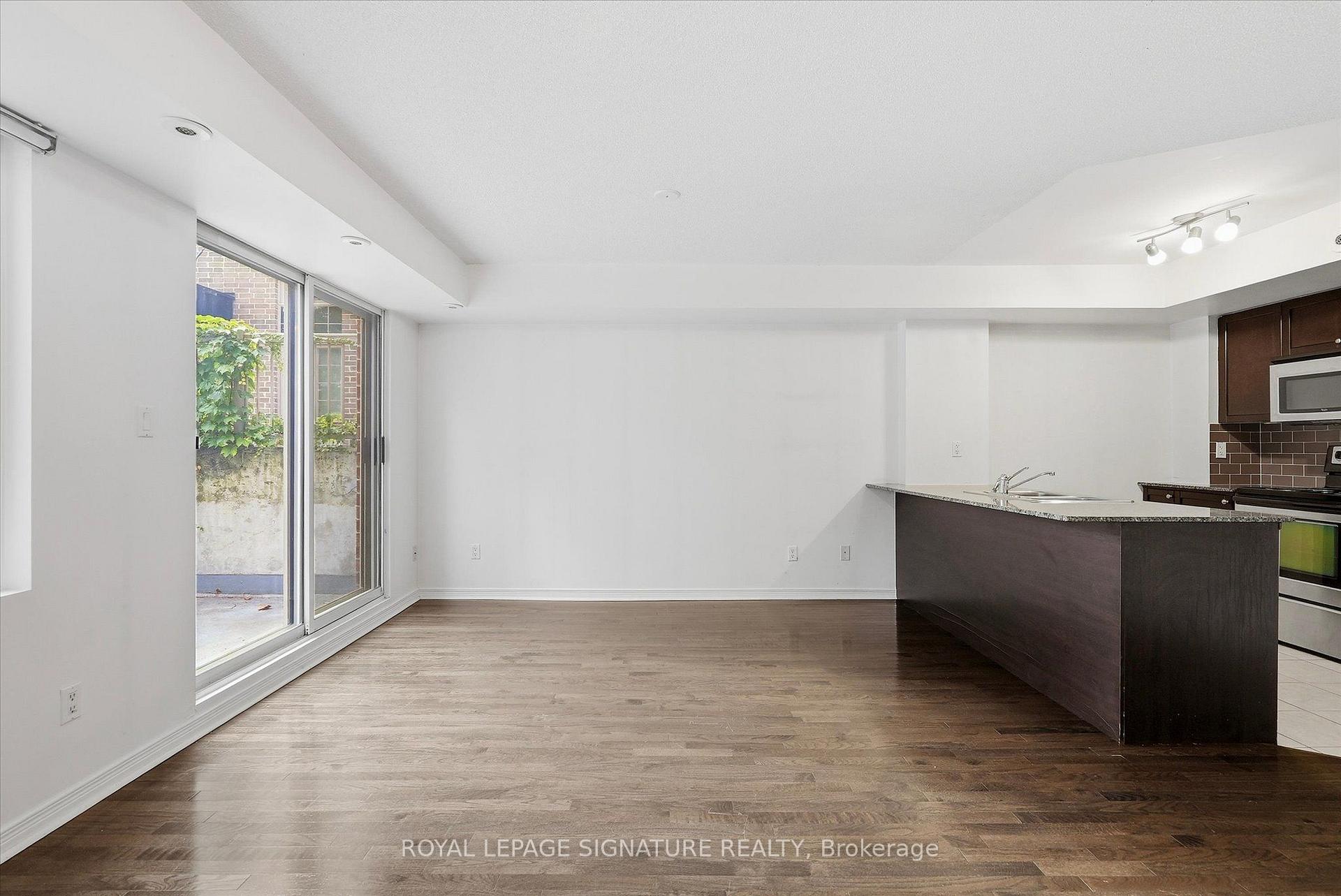 Photo 3 of Unit TH135, 5 Elsie Lane, Toronto, Dovercourt-Wallace Emerson-Junction — HOMEH