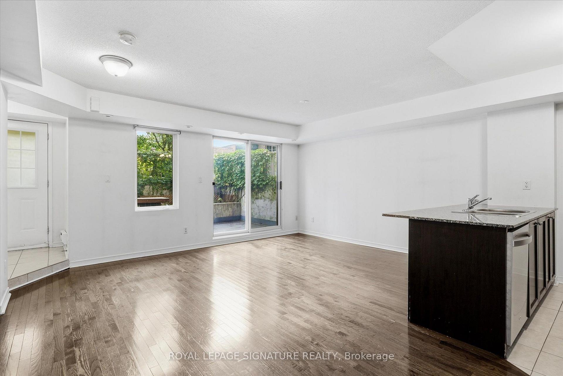 Photo 4 of Unit TH135, 5 Elsie Lane, Toronto, Dovercourt-Wallace Emerson-Junction — HOMEH