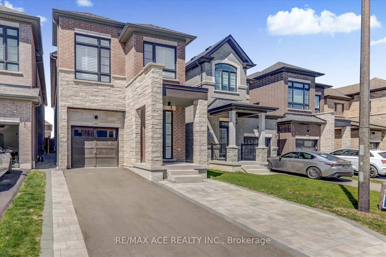 Photo 3 of 48 Closson Drive, Whitby, Rural Whitby — HOMEH