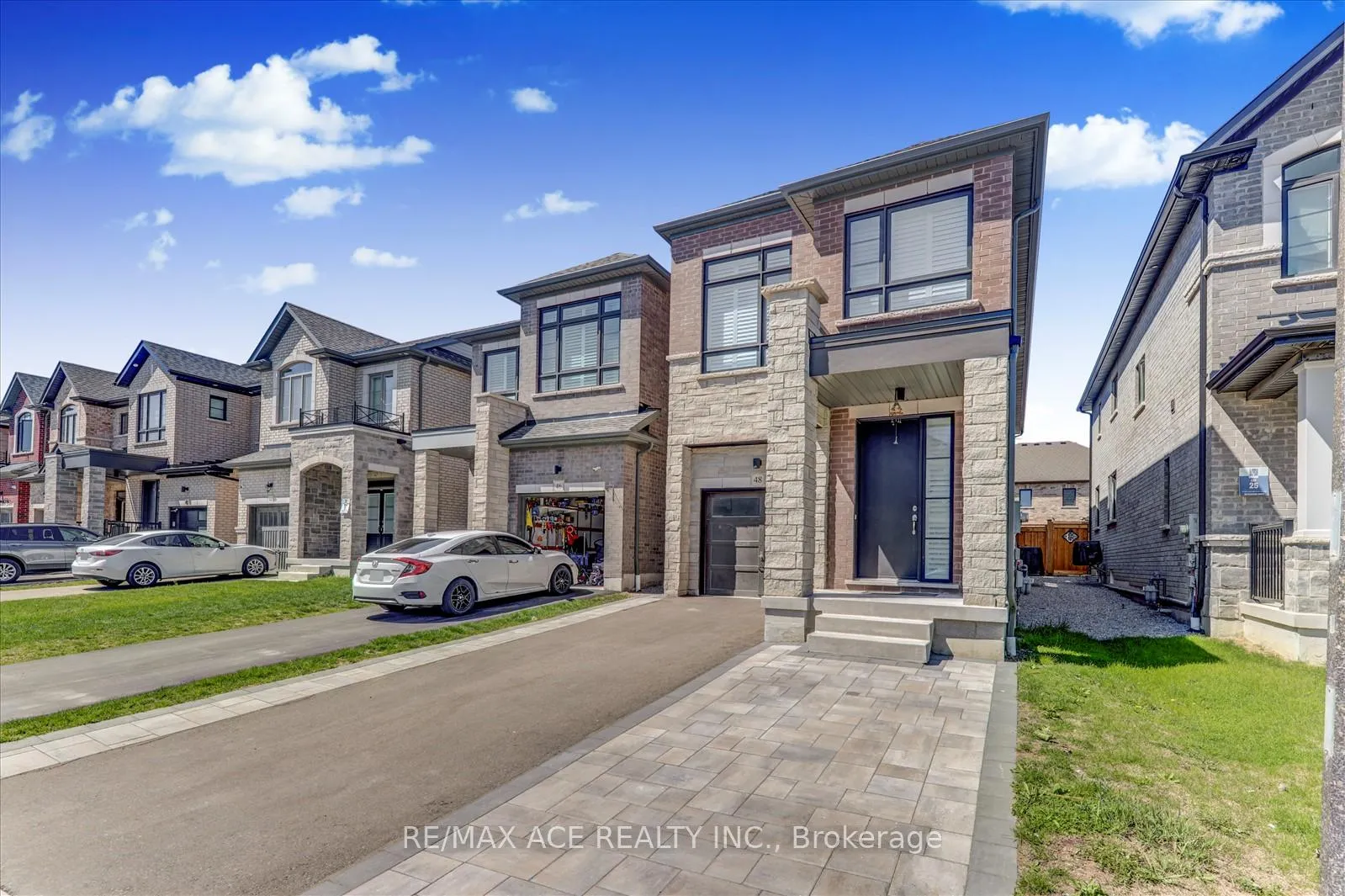 Photo 4 of 48 Closson Drive, Whitby, Rural Whitby — HOMEH