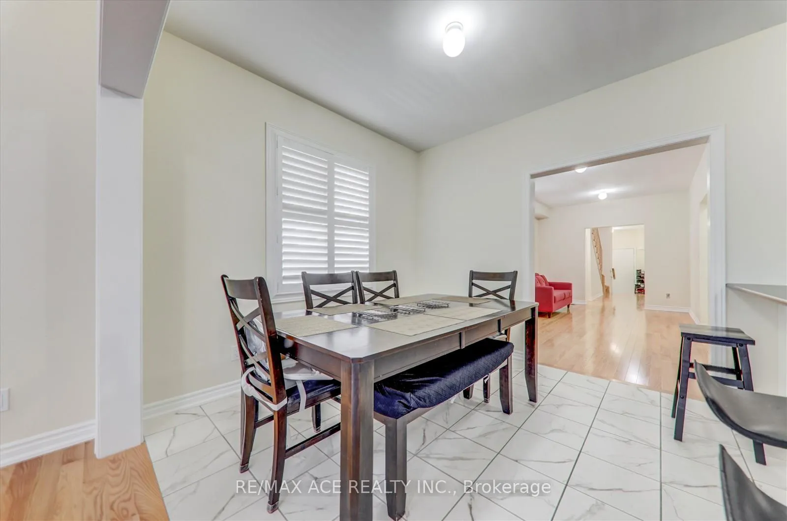 Photo 10 of 48 Closson Drive, Whitby, Rural Whitby — HOMEH
