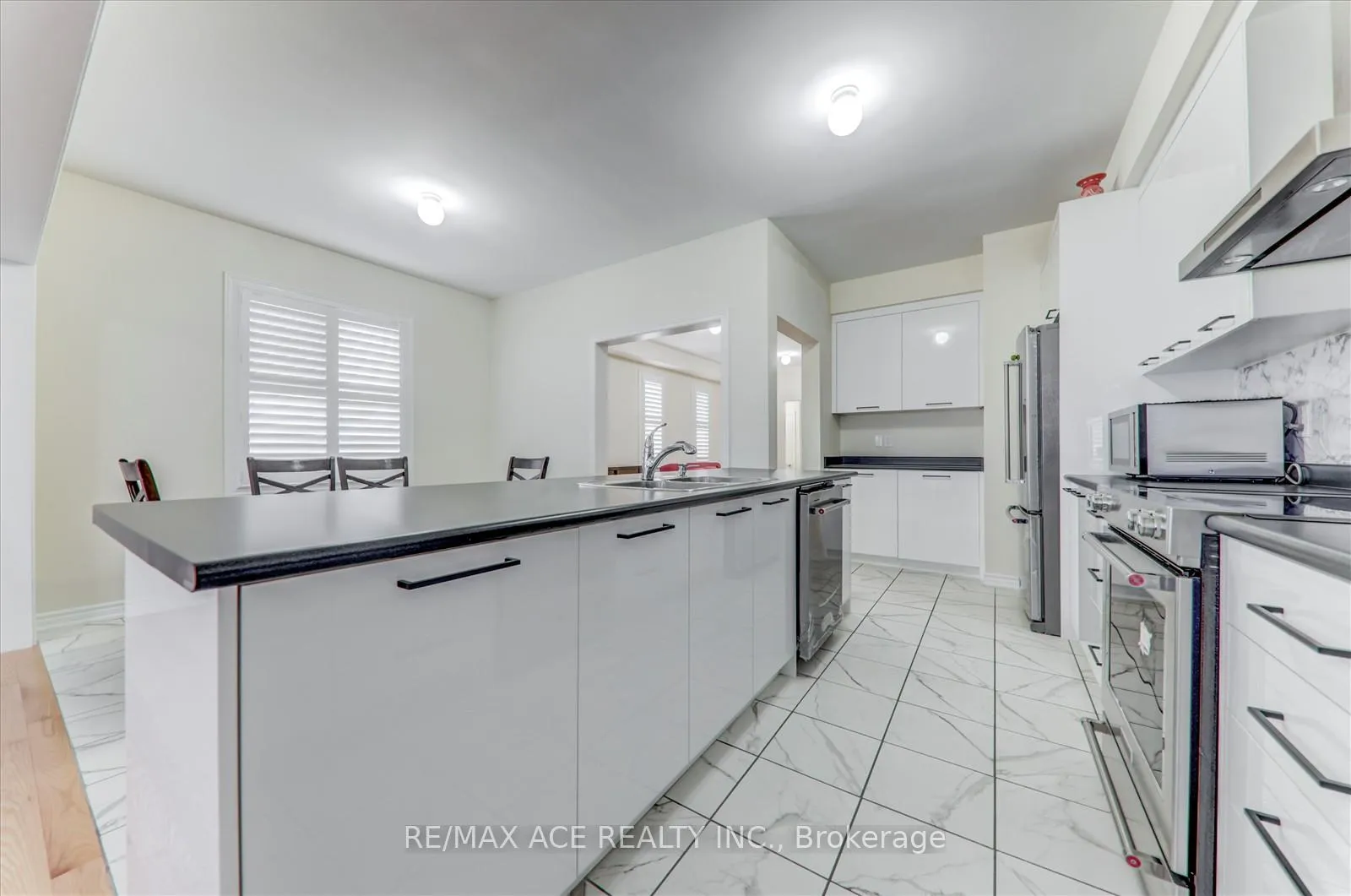 Photo 14 of 48 Closson Drive, Whitby, Rural Whitby — HOMEH