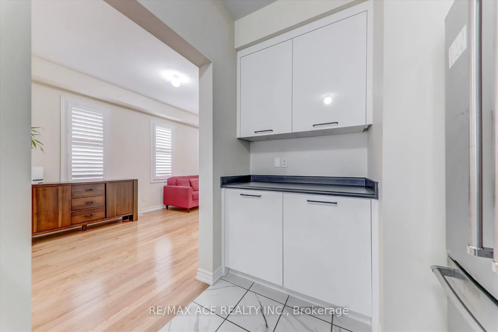 Photo 15 of 48 Closson Drive, Whitby, Rural Whitby — HOMEH