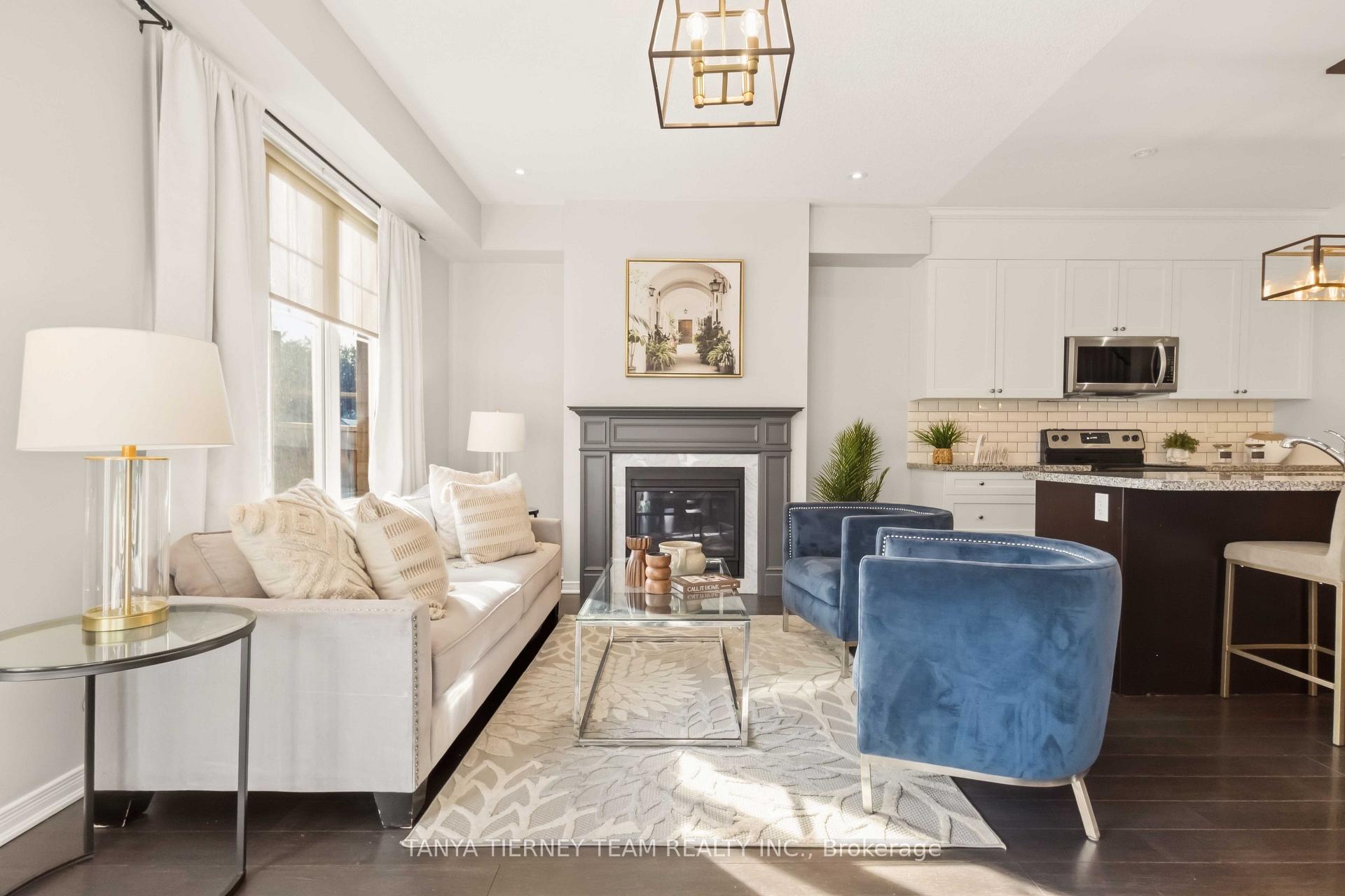 Photo 9 of 20 Lambdon Way, Whitby, Brooklin — HOMEH