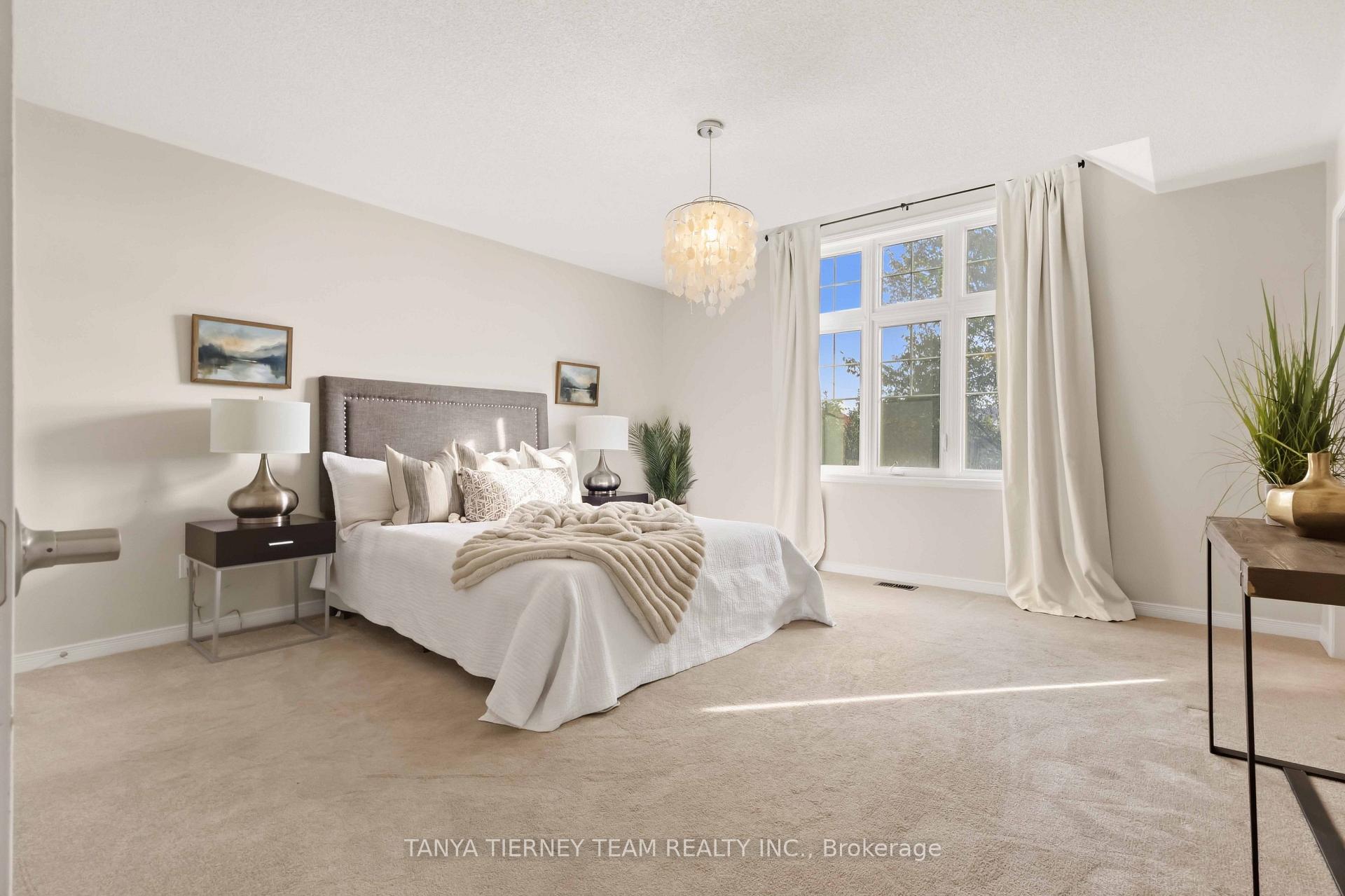 Photo 24 of 20 Lambdon Way, Whitby, Brooklin — HOMEH