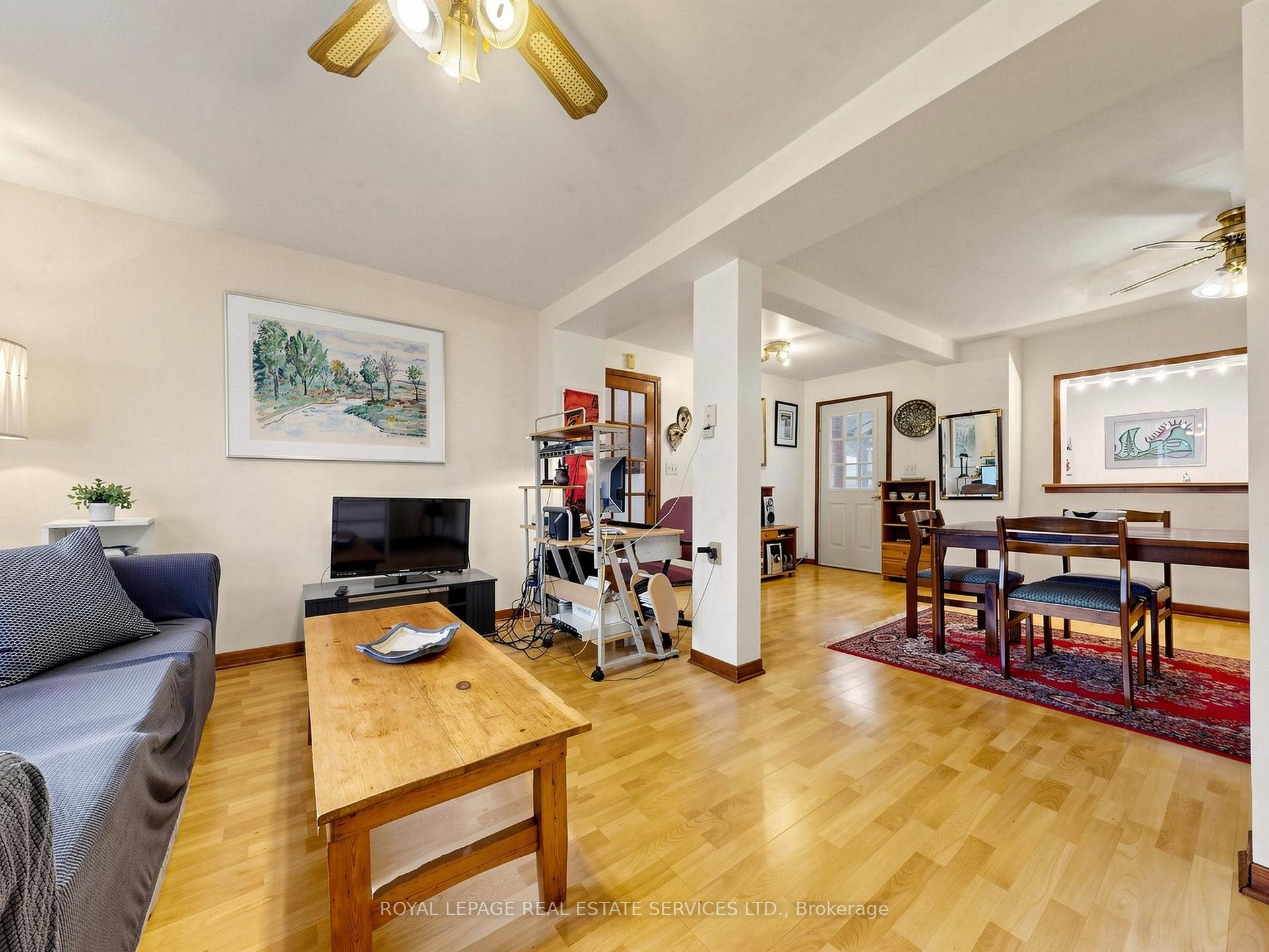 Photo 11 of 28 McIntosh Avenue, Etobicoke, Stonegate-Queensway — HOMEH