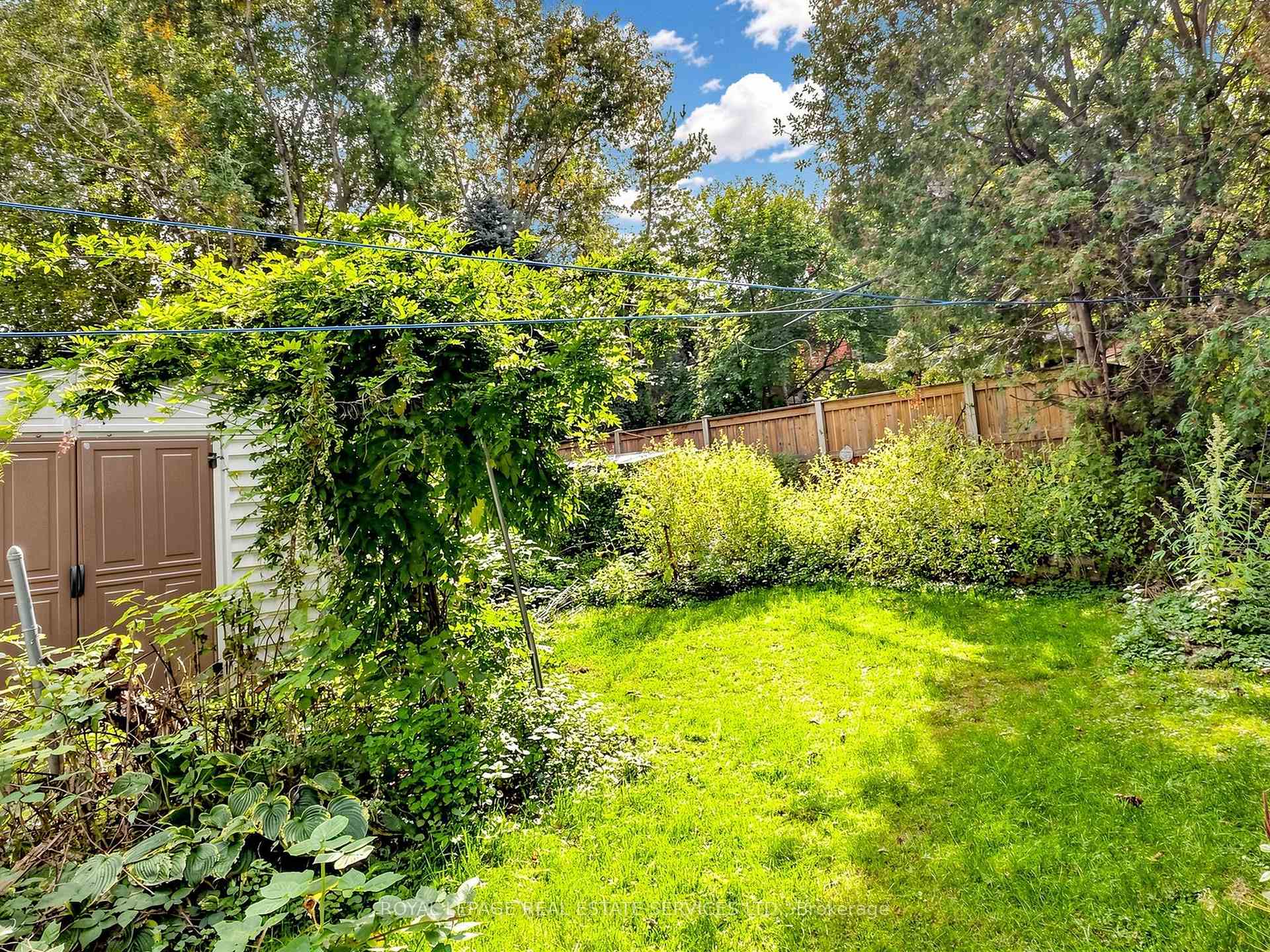 Photo 57 of 28 McIntosh Avenue, Etobicoke, Stonegate-Queensway — HOMEH