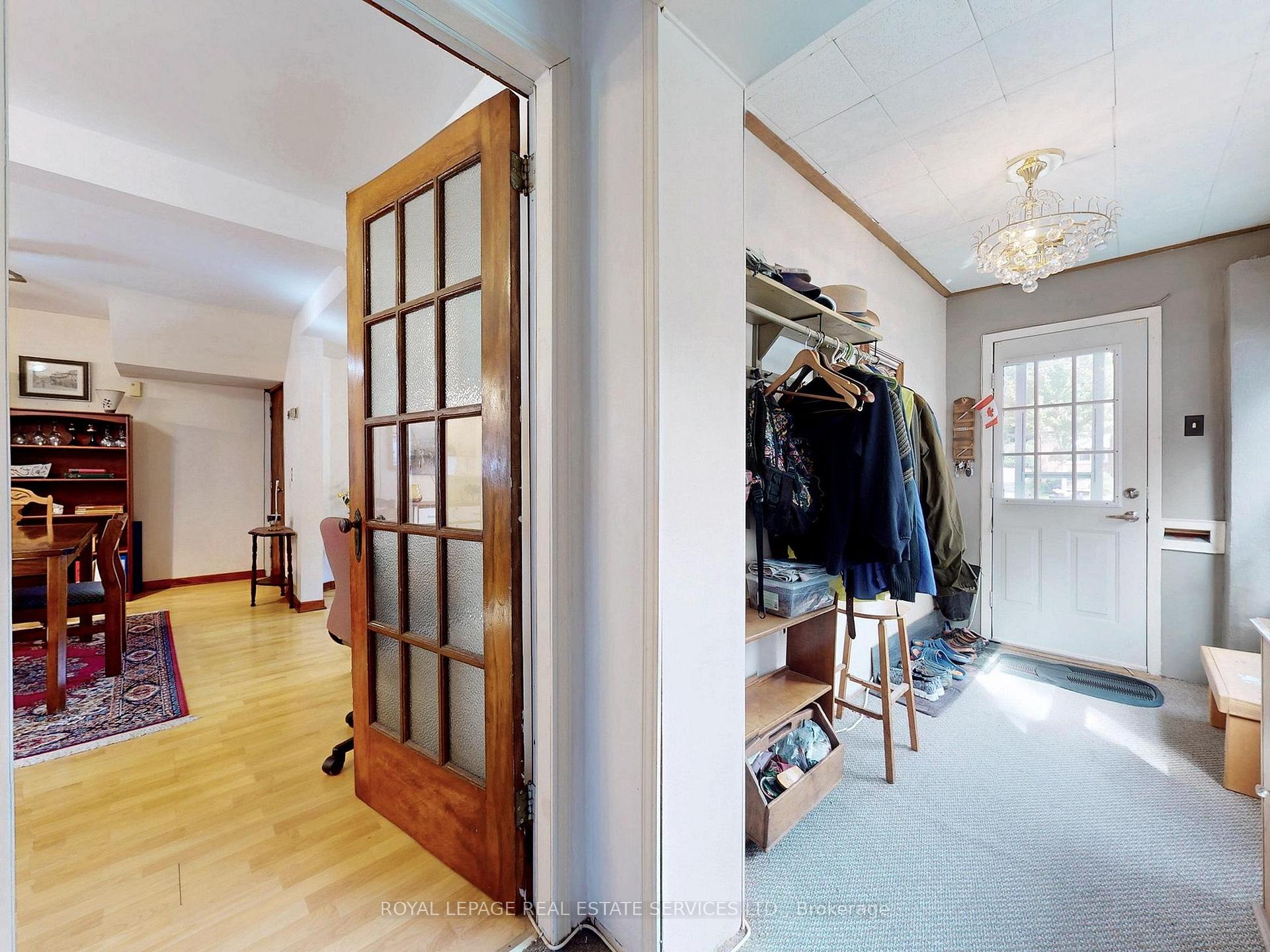 Photo 6 of 28 McIntosh Avenue, Etobicoke, Stonegate-Queensway — HOMEH