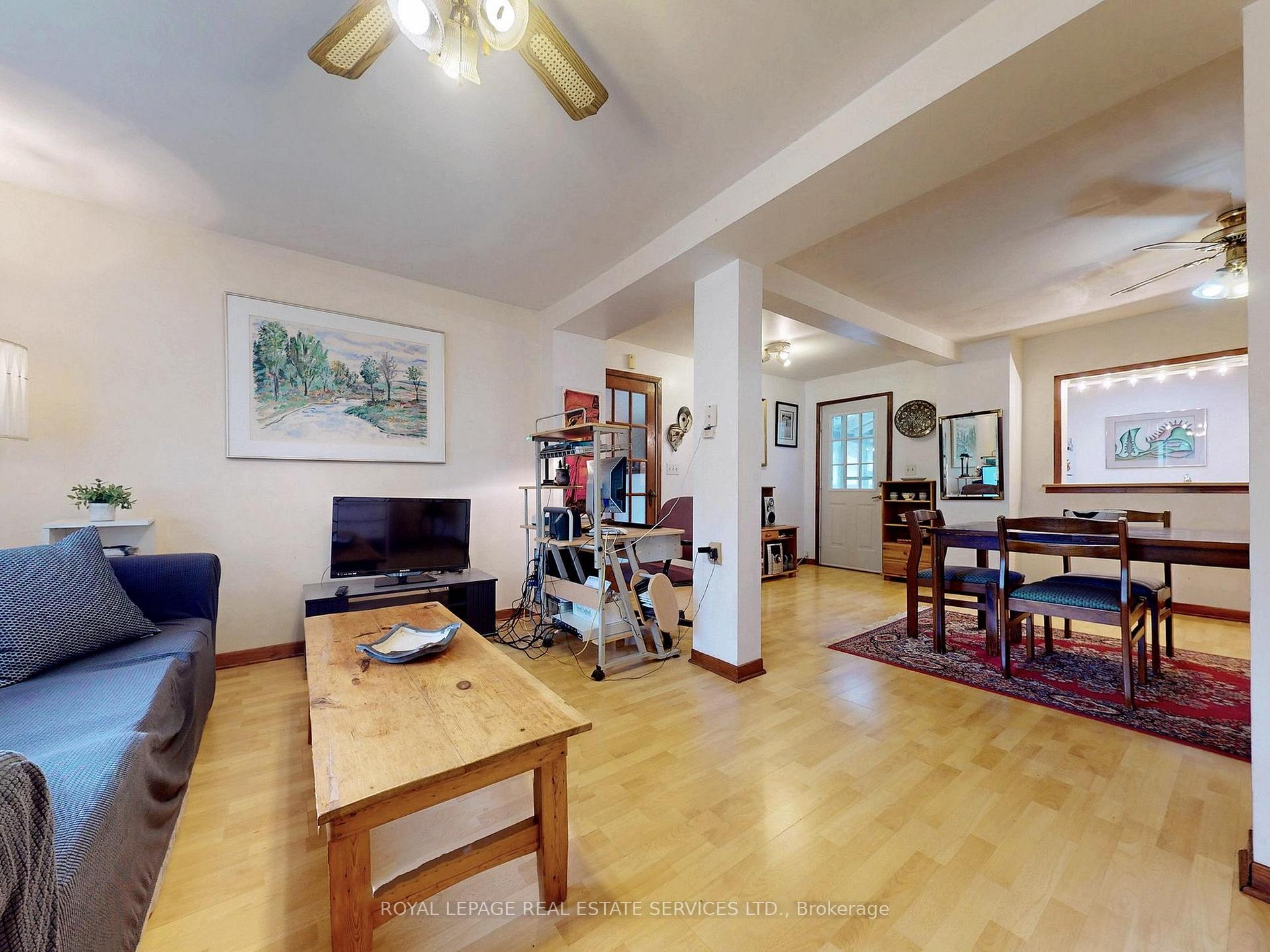 Photo 12 of 28 McIntosh Avenue, Etobicoke, Stonegate-Queensway — HOMEH