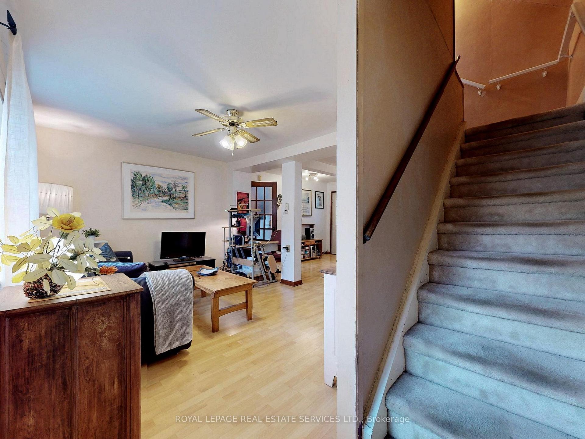 Photo 30 of 28 McIntosh Avenue, Etobicoke, Stonegate-Queensway — HOMEH