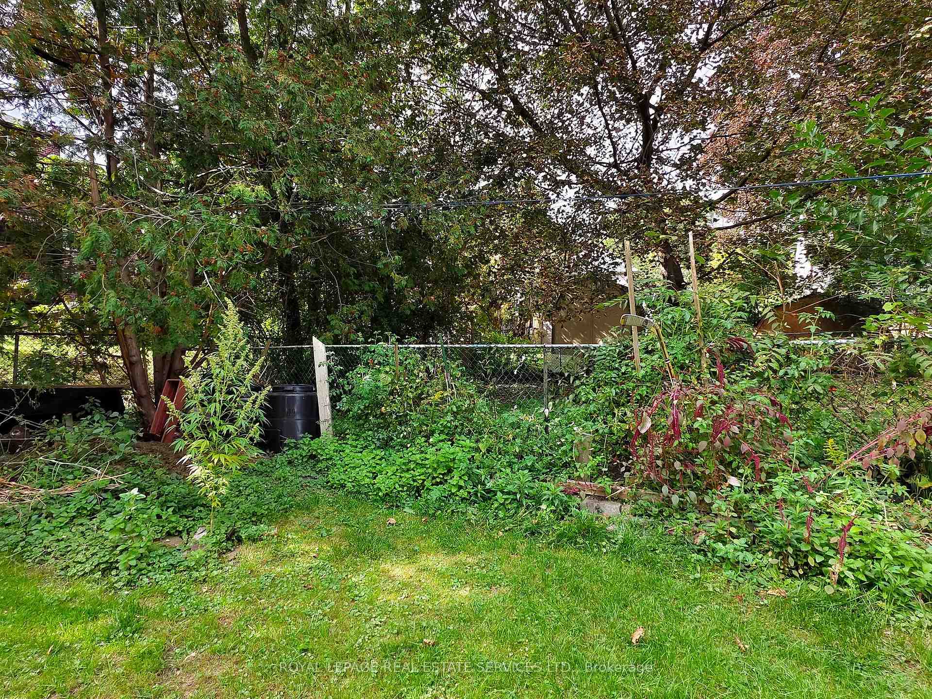 Photo 60 of 28 McIntosh Avenue, Etobicoke, Stonegate-Queensway — HOMEH