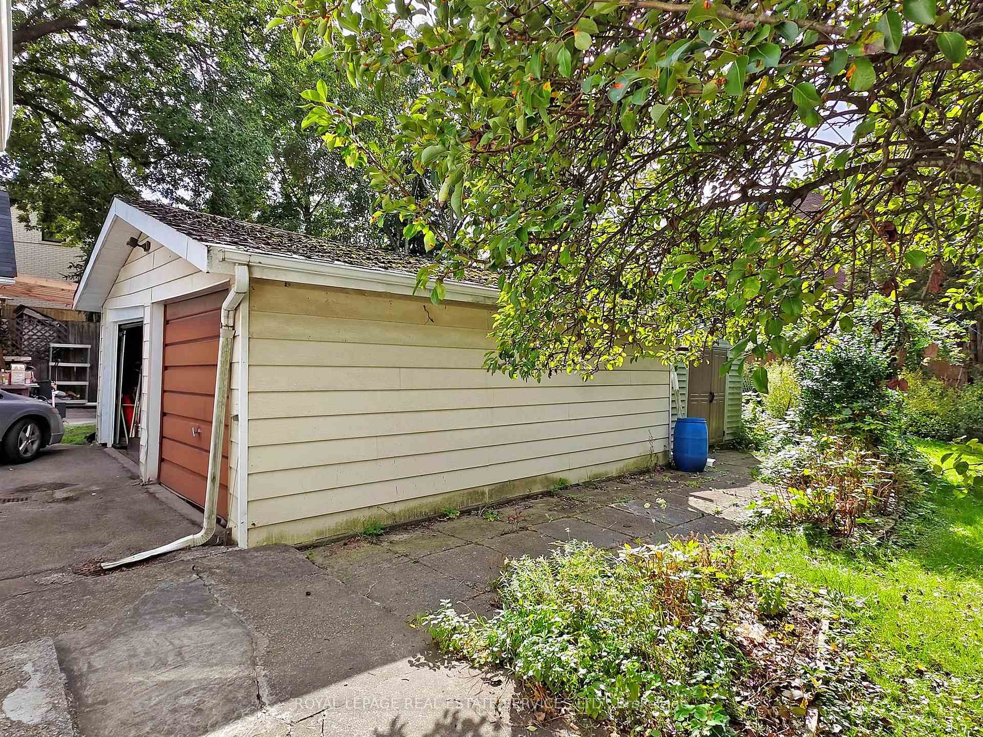 Photo 66 of 28 McIntosh Avenue, Etobicoke, Stonegate-Queensway — HOMEH