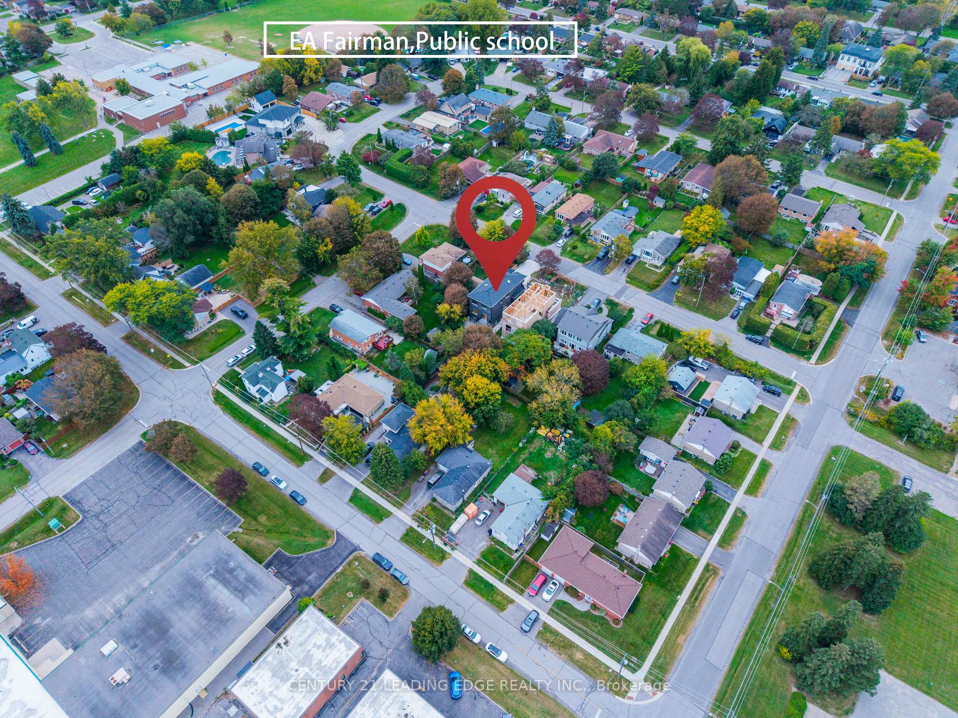 Photo 7 of 158 Hillcrest Drive, Whitby, Downtown Whitby — HOMEH