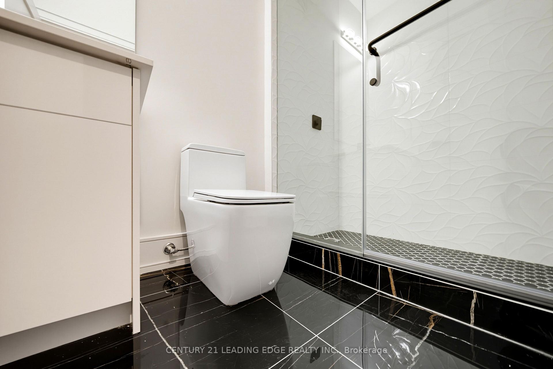 Photo 31 of 158 Hillcrest Drive, Whitby, Downtown Whitby — HOMEH