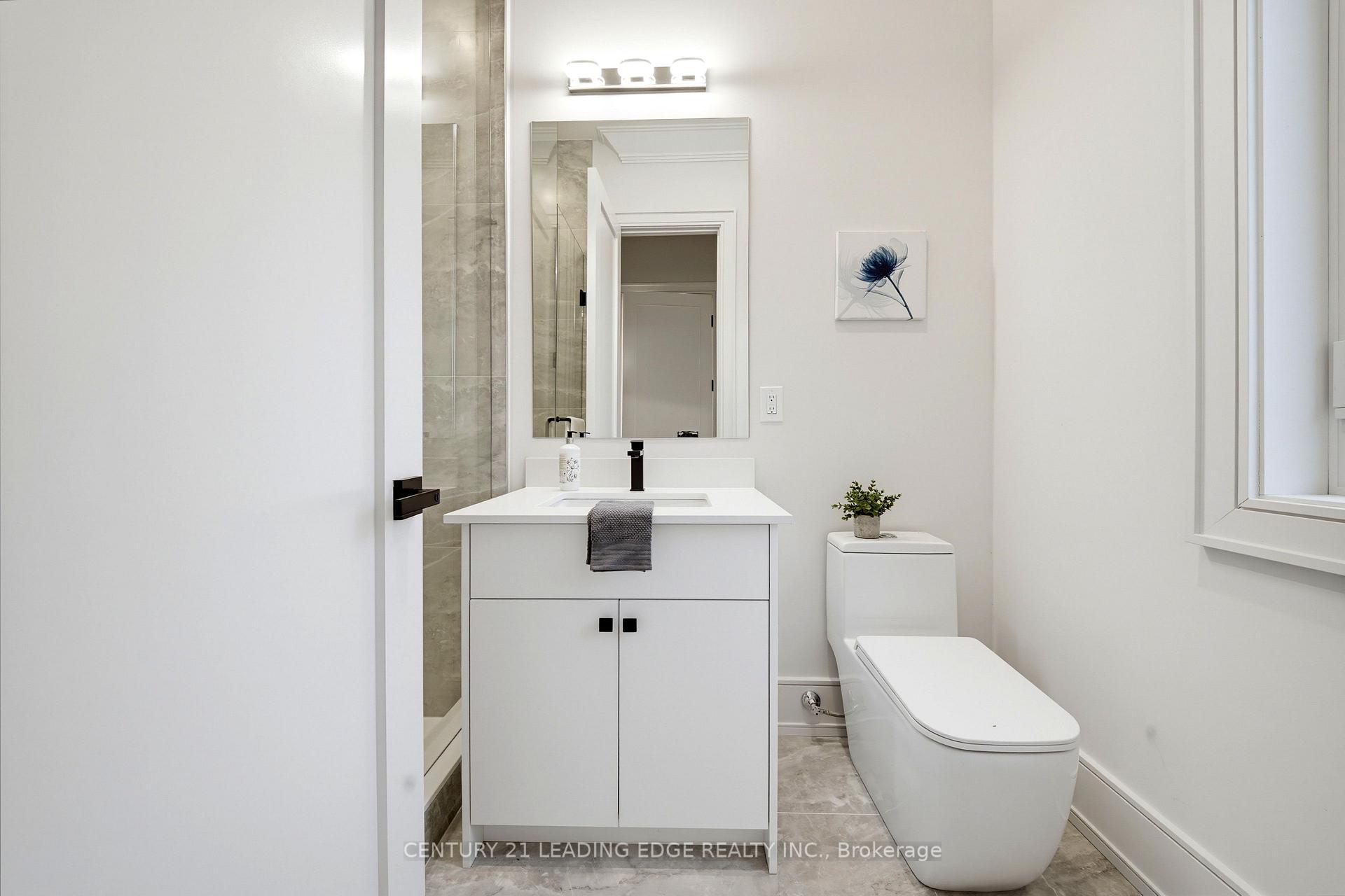Photo 35 of 158 Hillcrest Drive, Whitby, Downtown Whitby — HOMEH