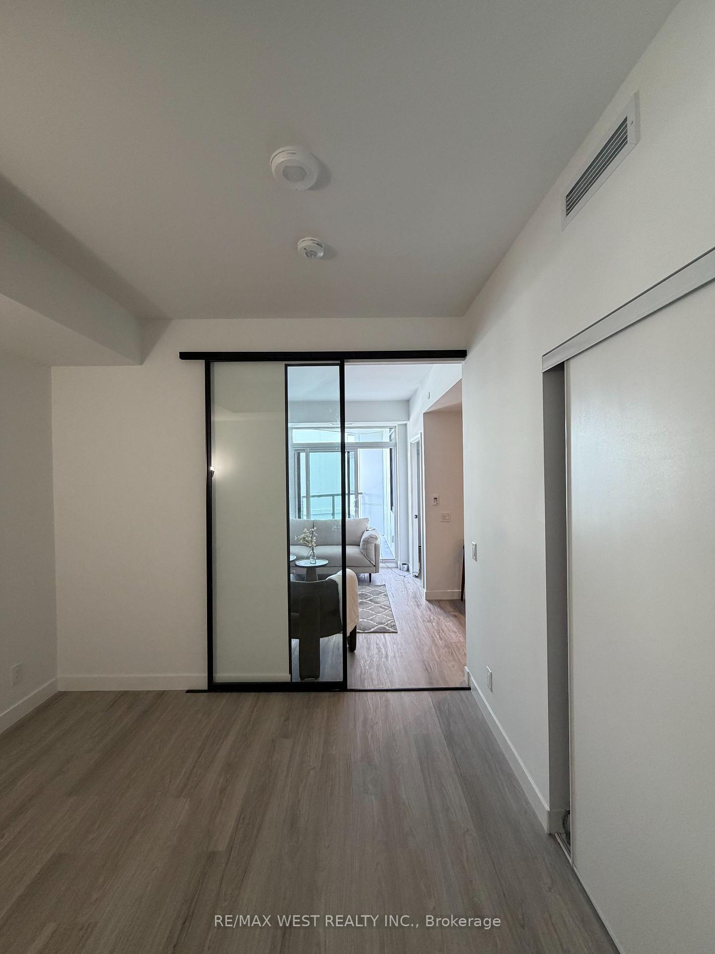 Photo 15 of Unit 1415, 1050 Eastern Avenue, Toronto, The Beaches — HOMEH