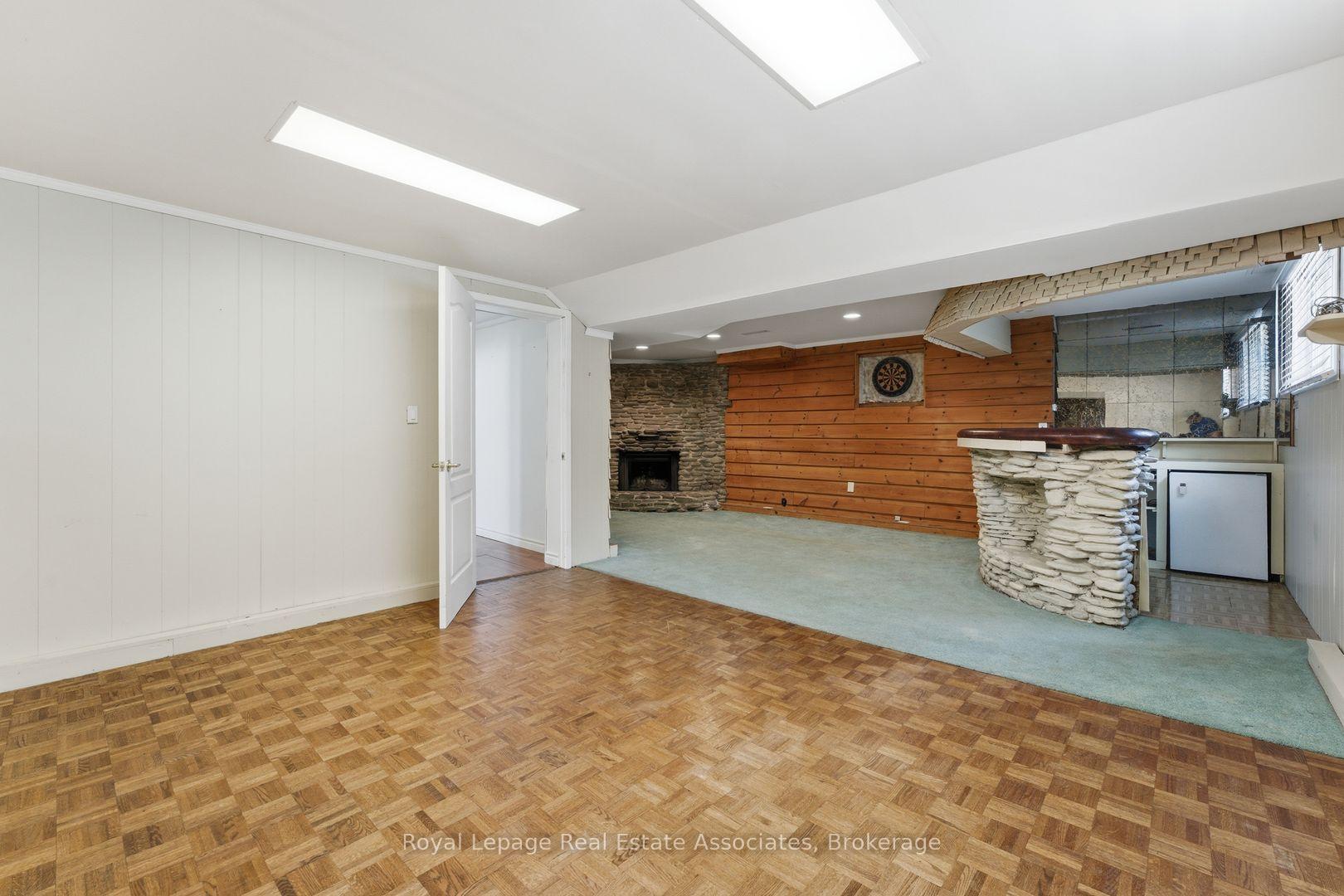 Photo 26 of 1069 Alexandra Avenue, Mississauga, Lakeview — HOMEH