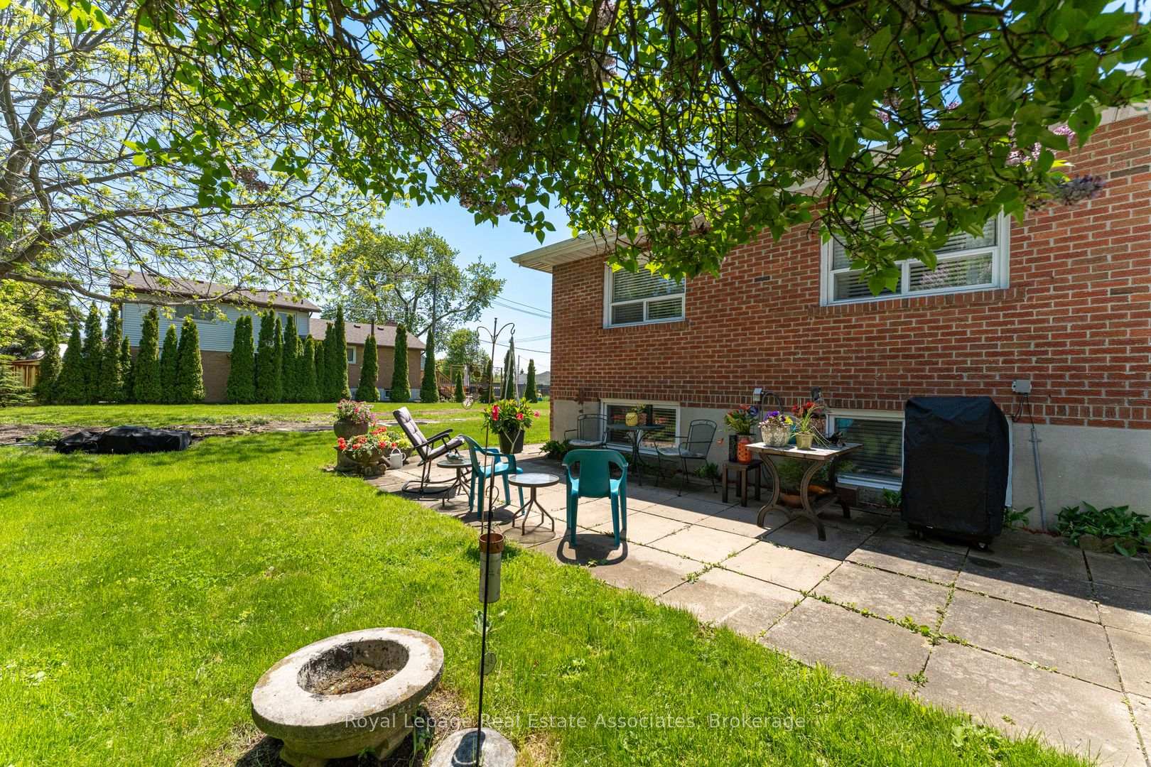 Photo 38 of 1069 Alexandra Avenue, Mississauga, Lakeview — HOMEH