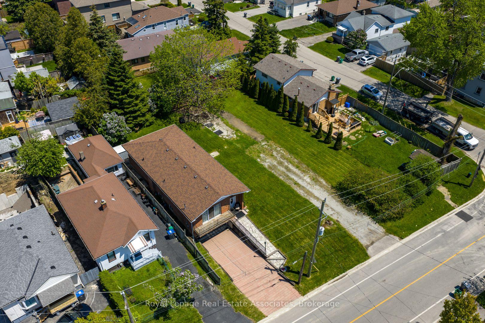 Photo 41 of 1069 Alexandra Avenue, Mississauga, Lakeview — HOMEH