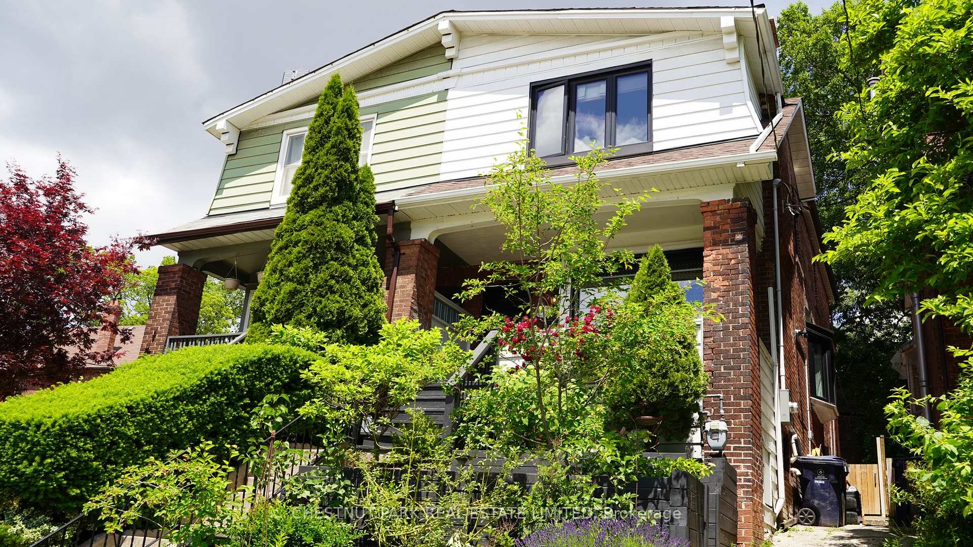 Photo 21 of 1654 Gerrard Street E, Toronto, Woodbine Corridor — HOMEH