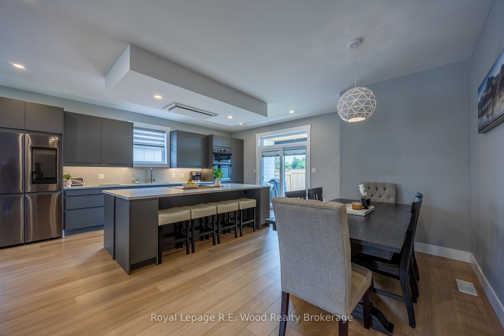 Photo 6 of 7 Sycamore Drive, Tillsonburg — HOMEH