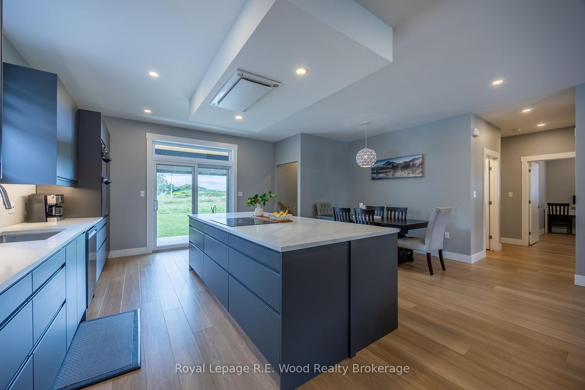 Photo 9 of 7 Sycamore Drive, Tillsonburg — HOMEH
