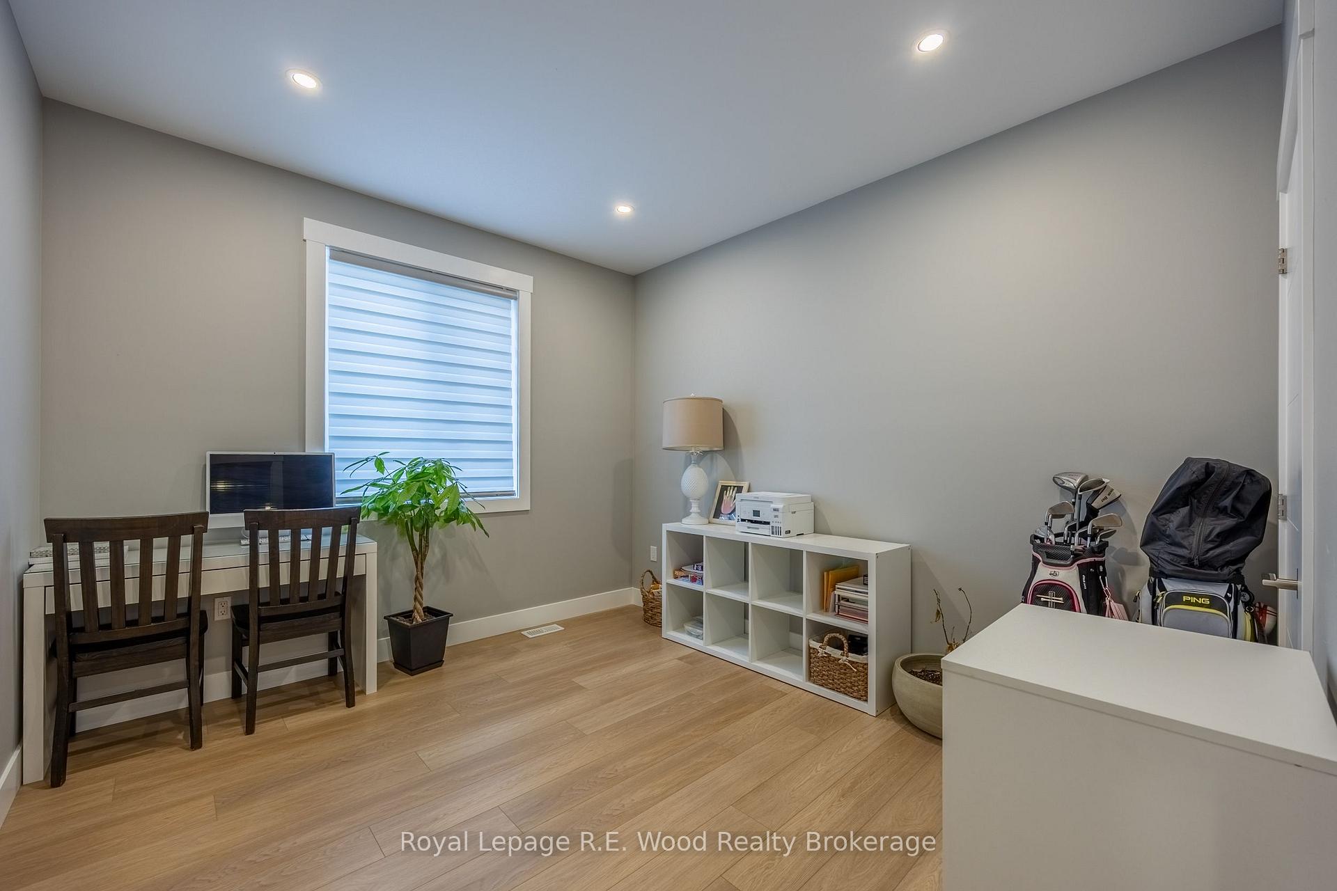Photo 13 of 7 Sycamore Drive, Tillsonburg — HOMEH