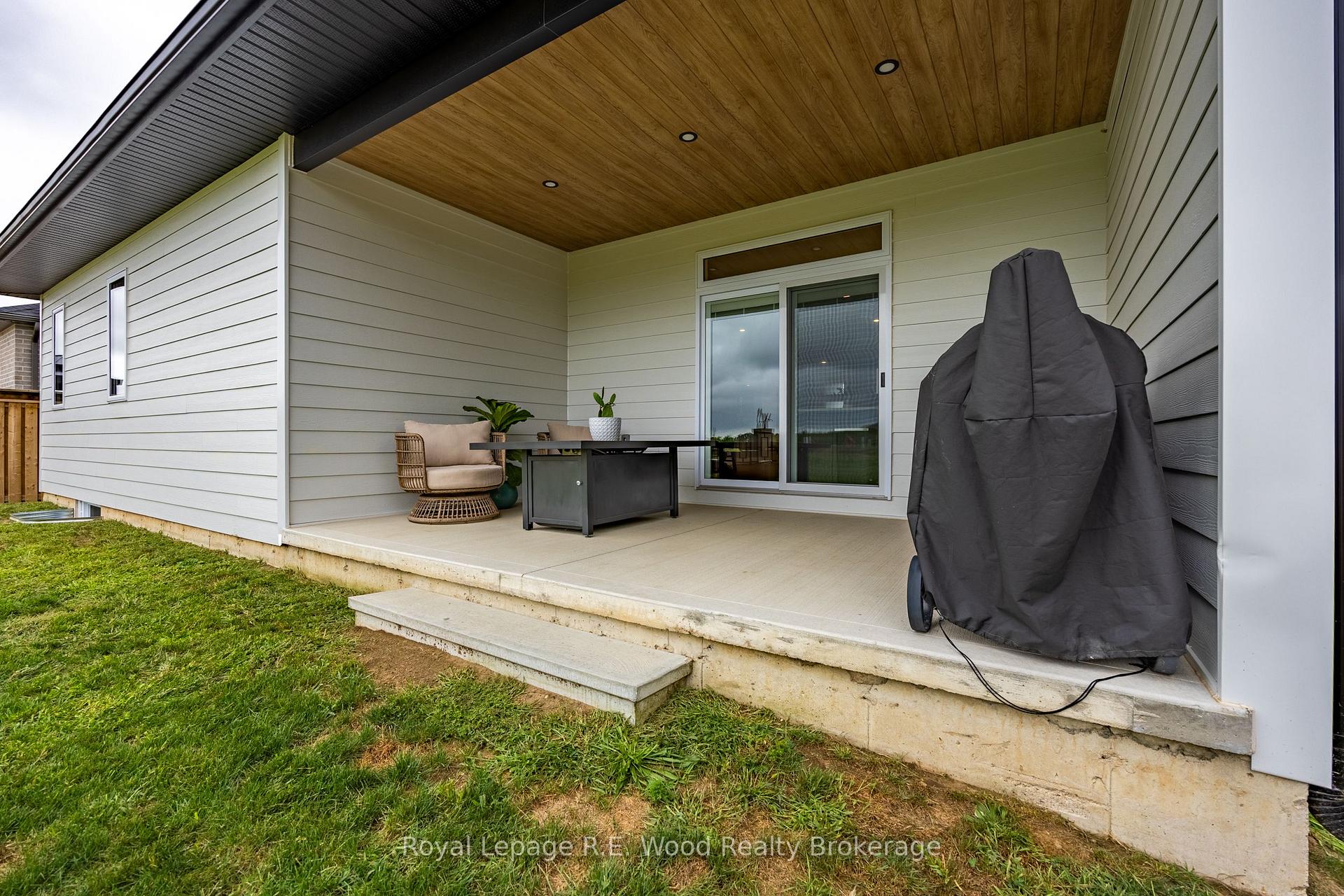 Photo 33 of 7 Sycamore Drive, Tillsonburg — HOMEH