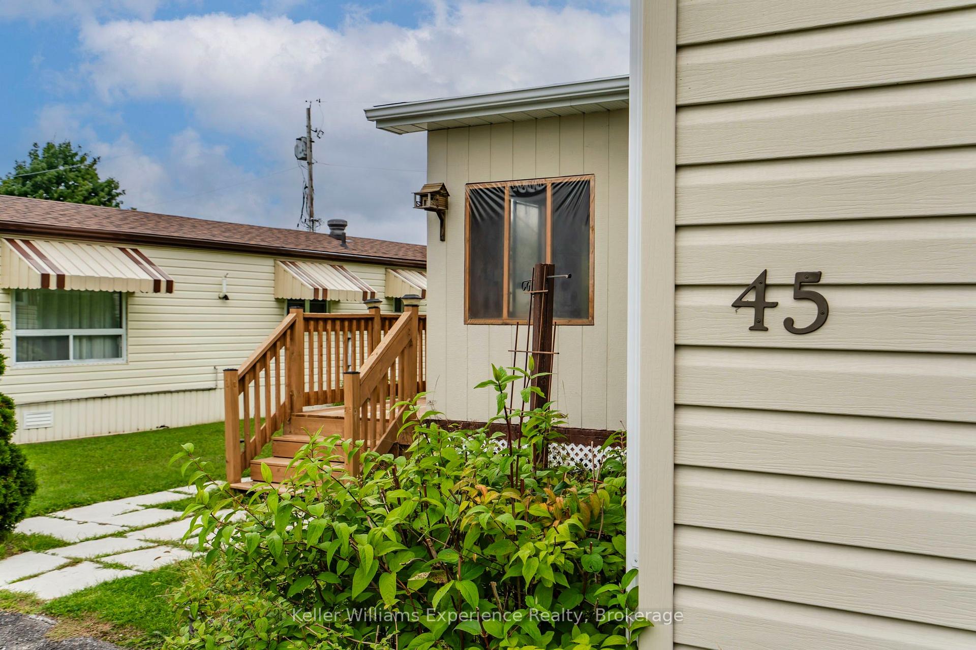 Photo 3 of 45 Northland Drive, Midland — HOMEH