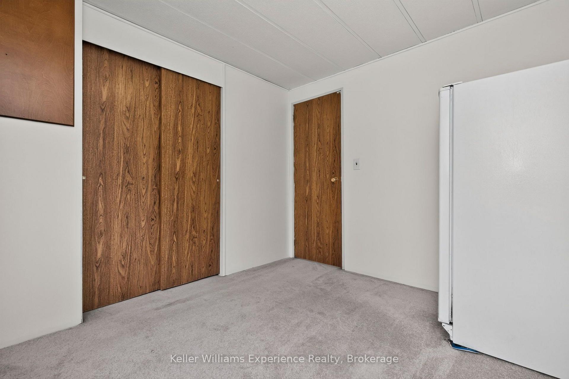 Photo 23 of 45 Northland Drive, Midland — HOMEH