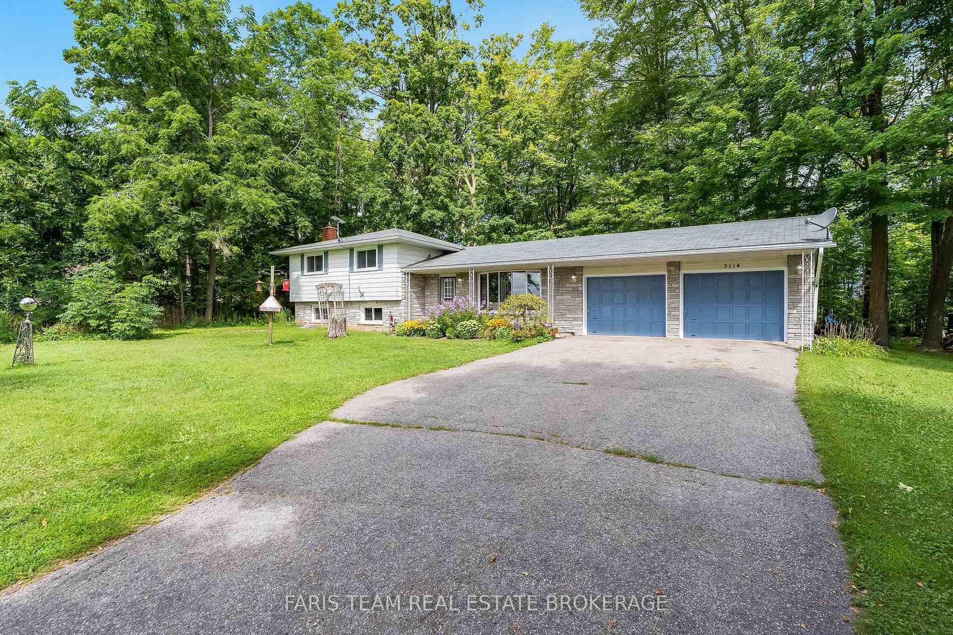 Photo 3 of 3114 Innisfil Beach Road, Innisfil, Rural Innisfil — HOMEH