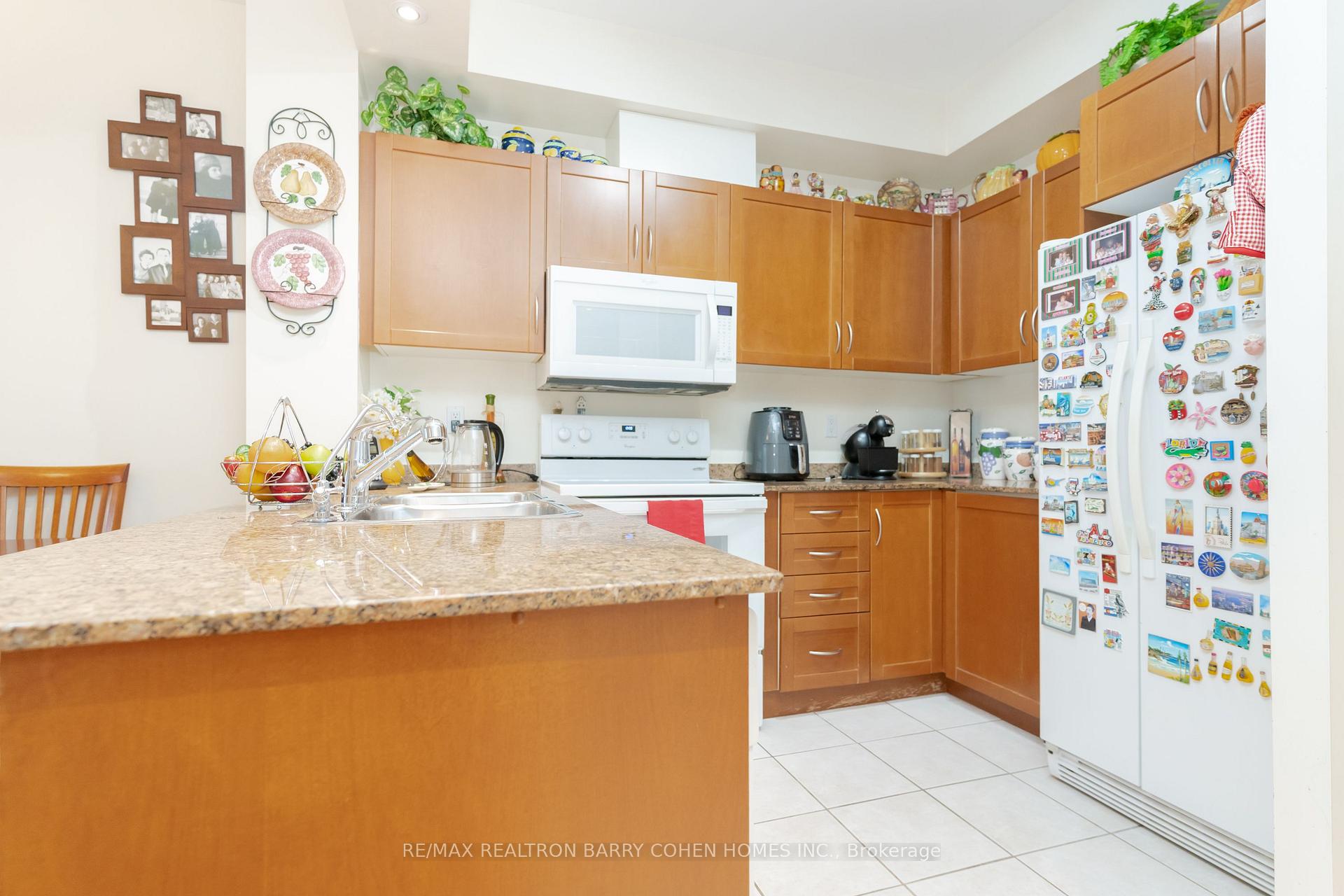 Photo 7 of Unit 815, 28 William Carson Crescent, North York, St. Andrew-Windfields — HOMEH