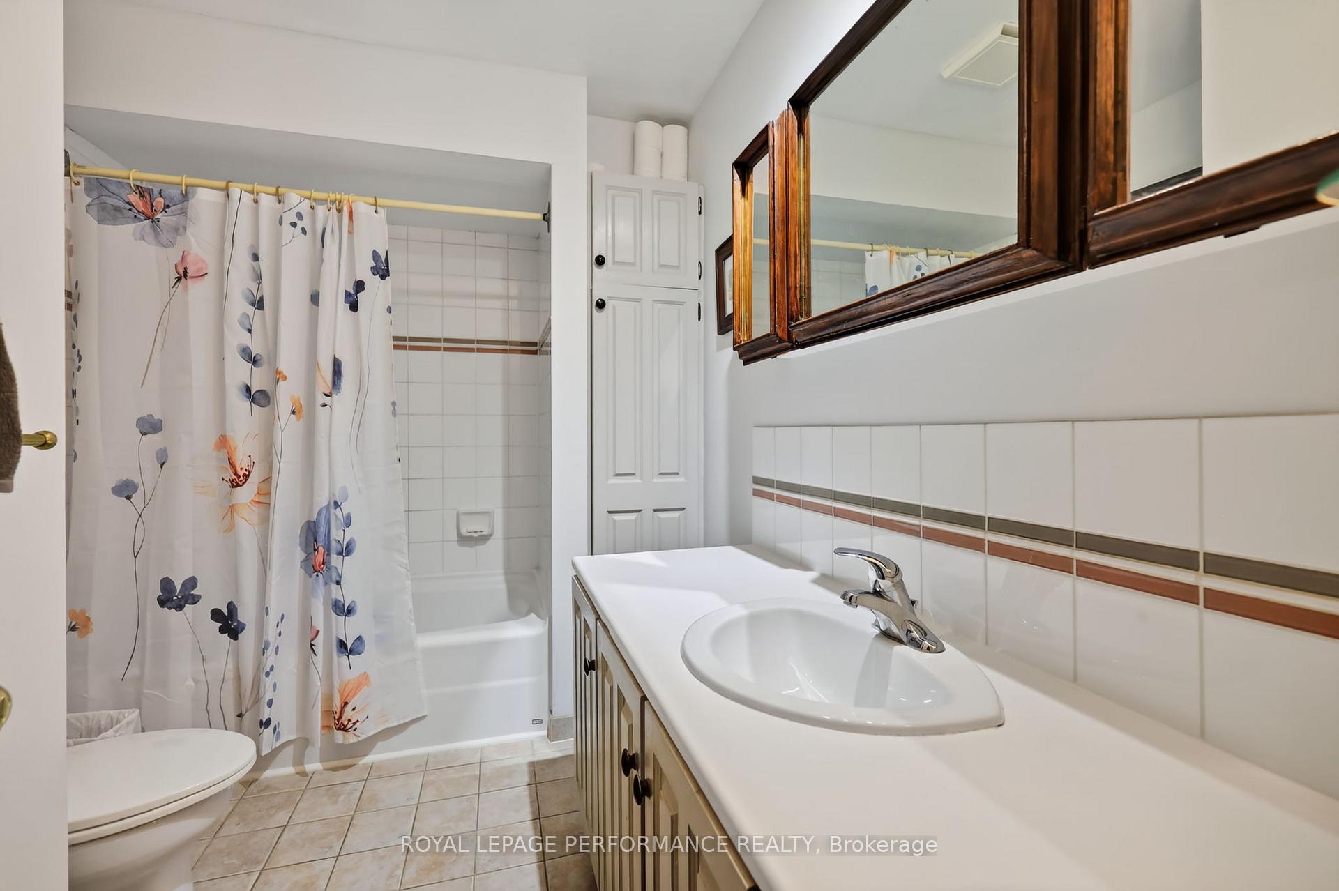 Photo 17 of Unit 183, 2111 Montreal Road, Ottawa, Beaconwood — HOMEH