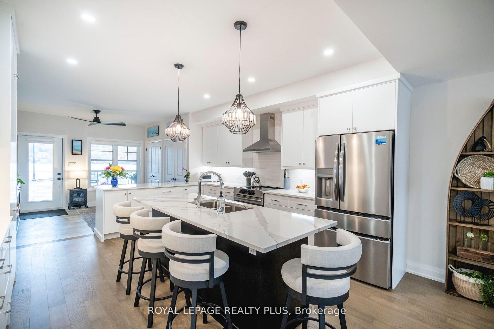 Photo 2 of 17 Quarry Road, Penetanguishene — HOMEH