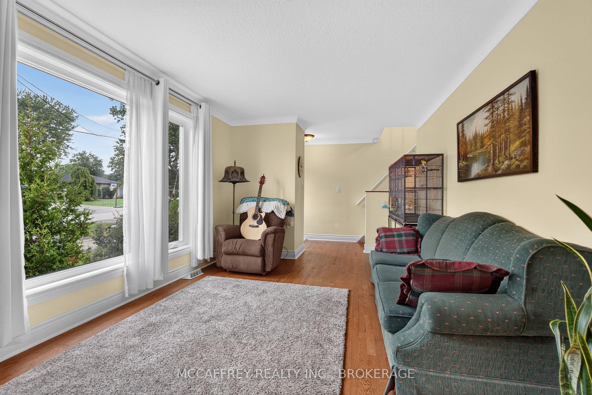 Photo 5 of 1242 Leyton Avenue, Kingston, City Northwest — HOMEH