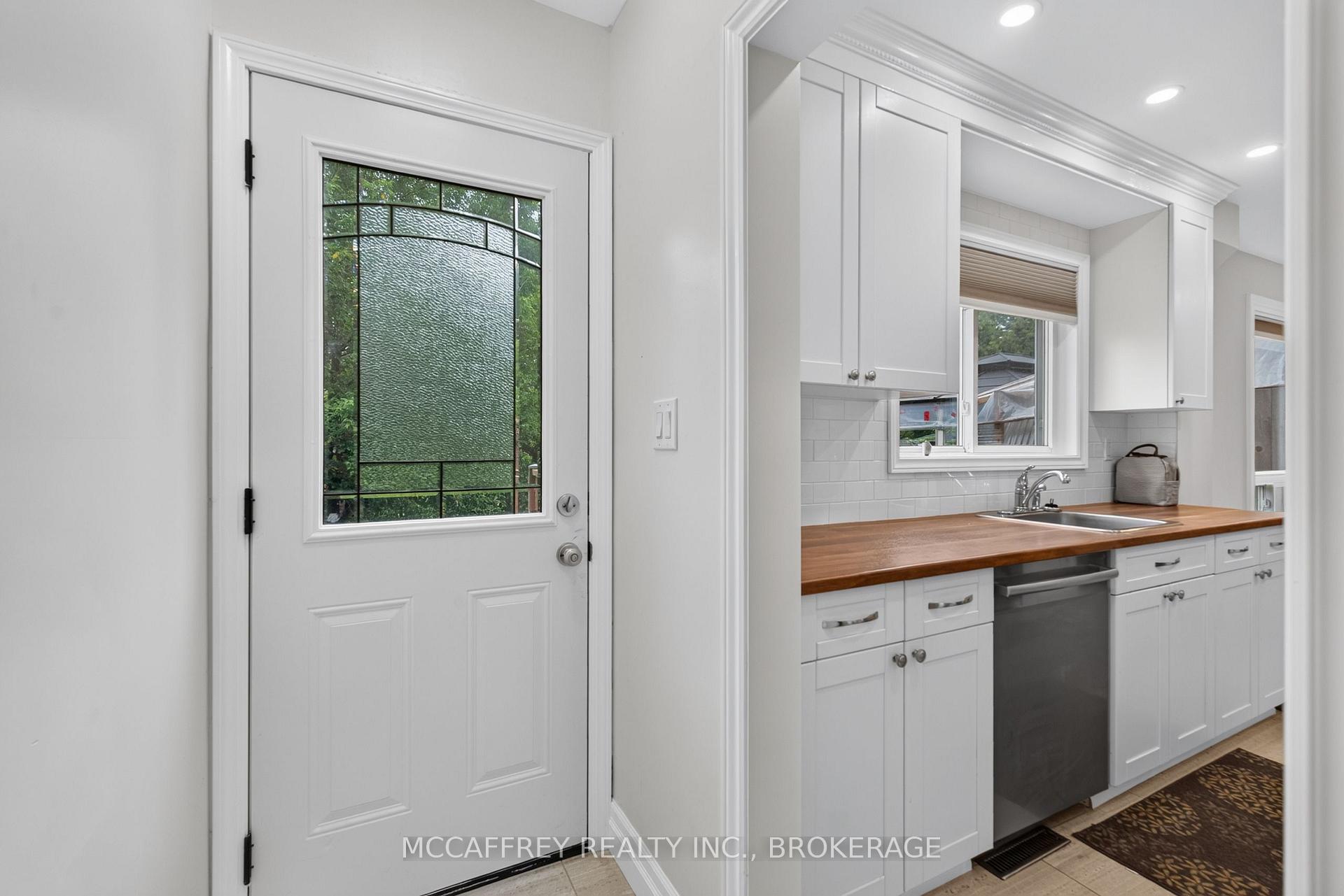 Photo 20 of 1242 Leyton Avenue, Kingston, City Northwest — HOMEH