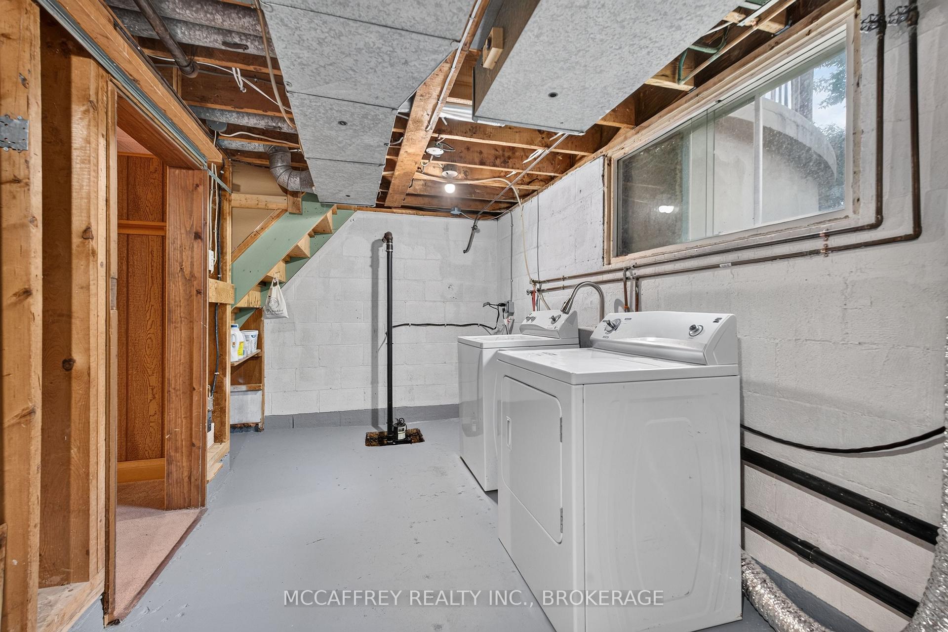 Photo 25 of 1242 Leyton Avenue, Kingston, City Northwest — HOMEH