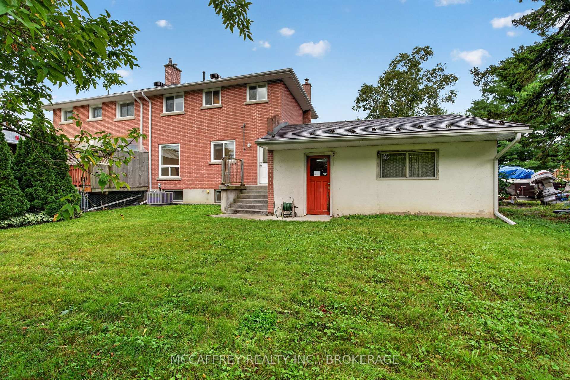 Photo 32 of 1242 Leyton Avenue, Kingston, City Northwest — HOMEH