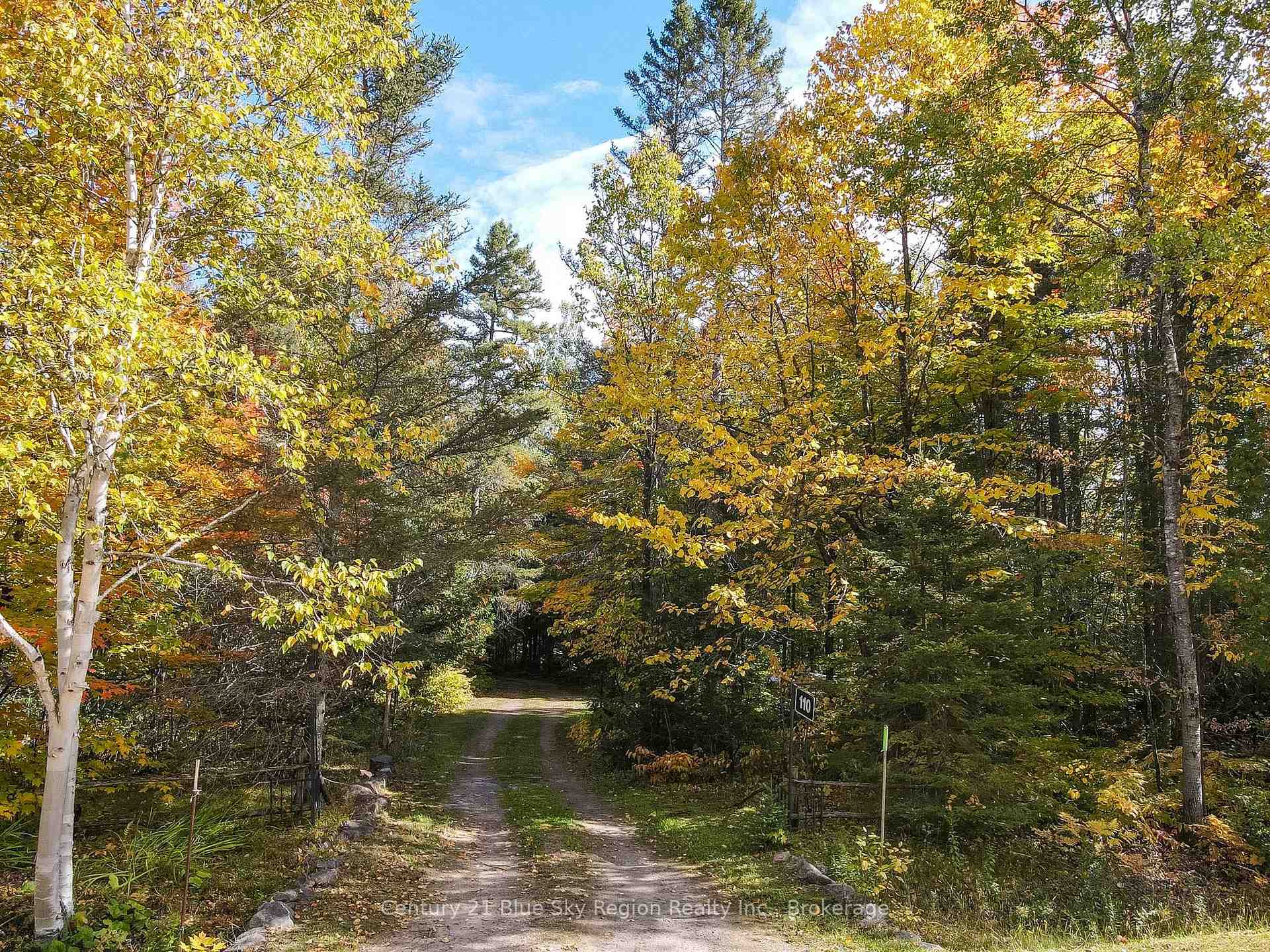 Photo 3 of 110 Riverside Drive, Bonfield — HOMEH