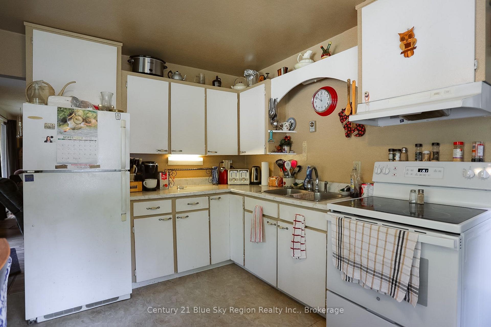 Photo 14 of 110 Riverside Drive, Bonfield — HOMEH
