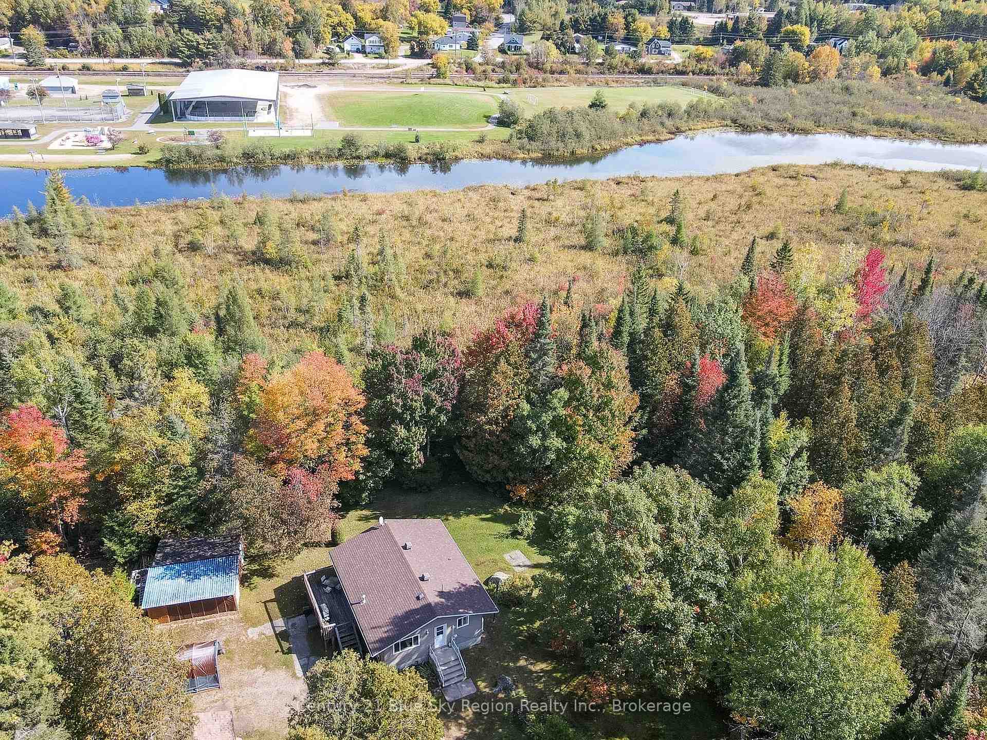 Photo 39 of 110 Riverside Drive, Bonfield — HOMEH