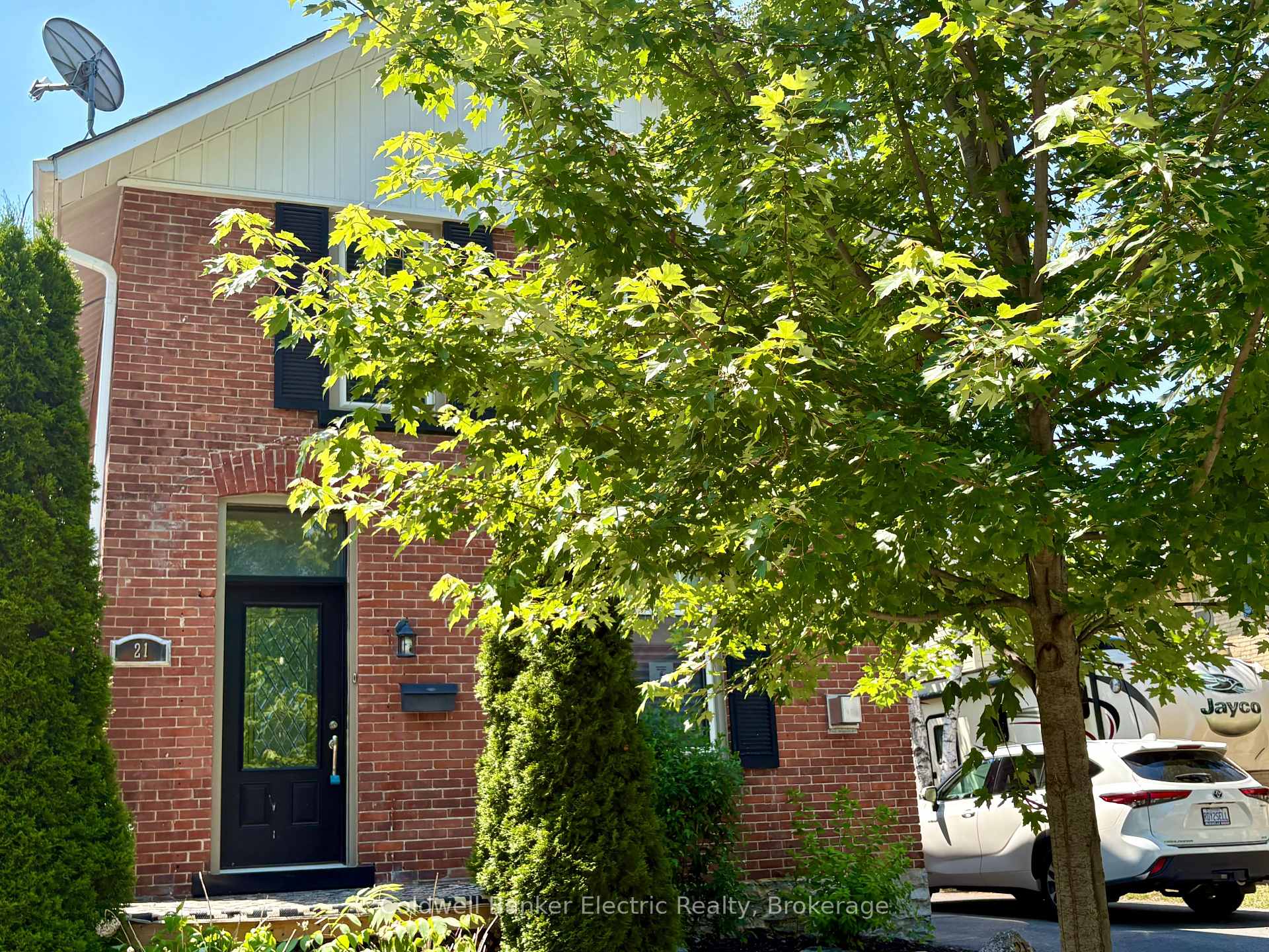 Photo of 21 Sussex Street N