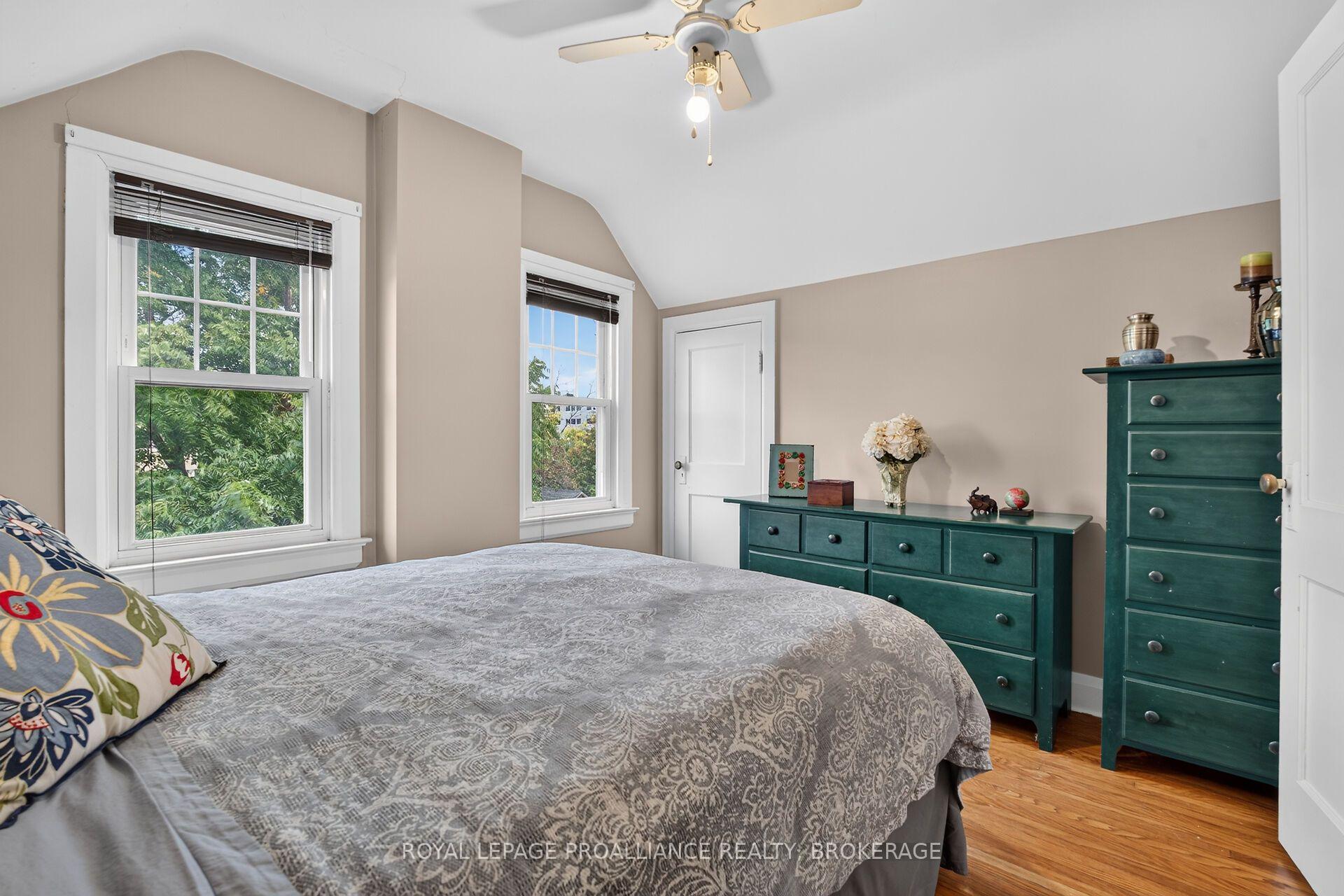 Photo 16 of 27 Drayton Avenue, Kingston, East of Sir John A. Blvd — HOMEH