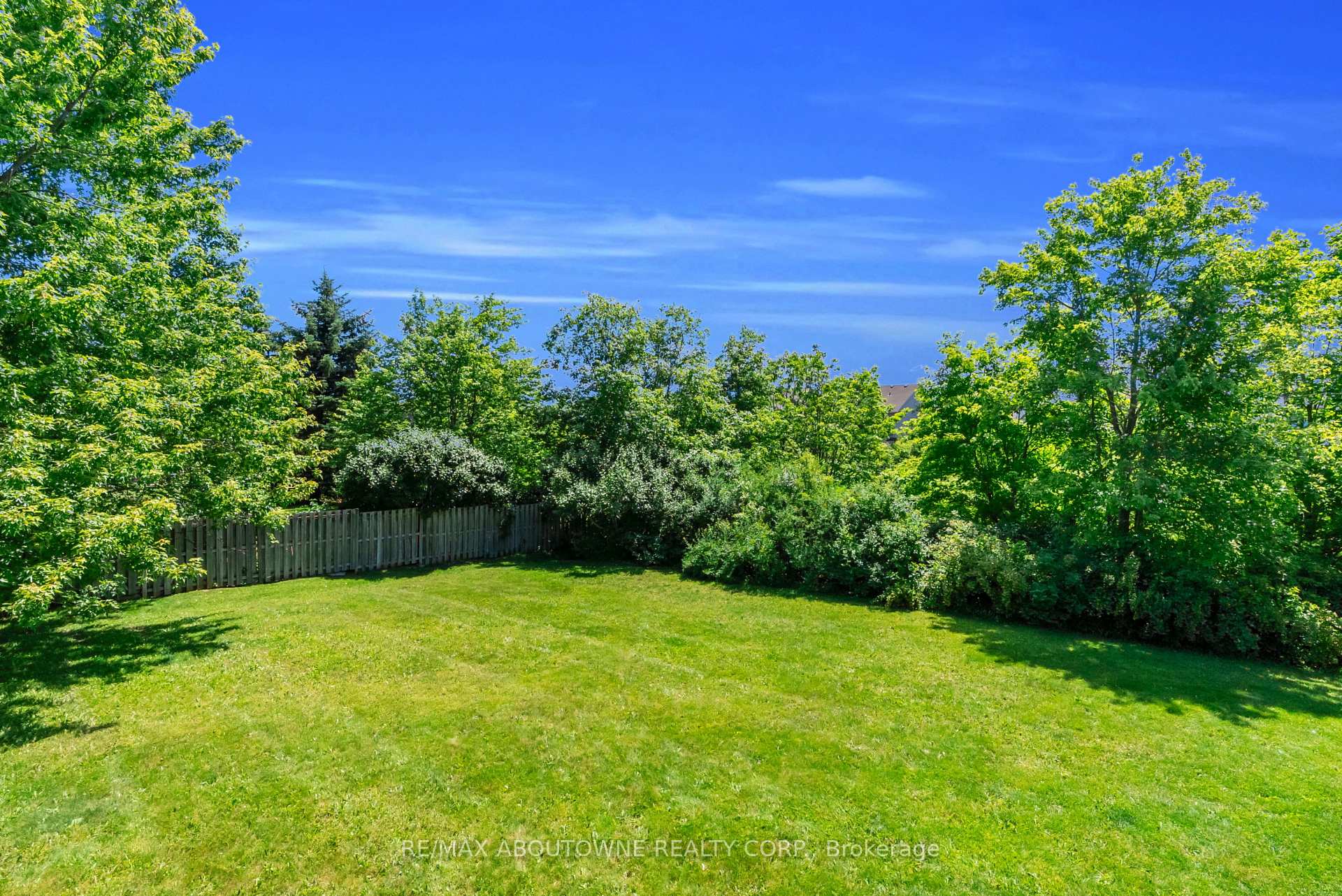 Photo 9 of Unit 15, 151 Clairfields Drive E, Guelph, Pineridge/Westminster Woods — HOMEH