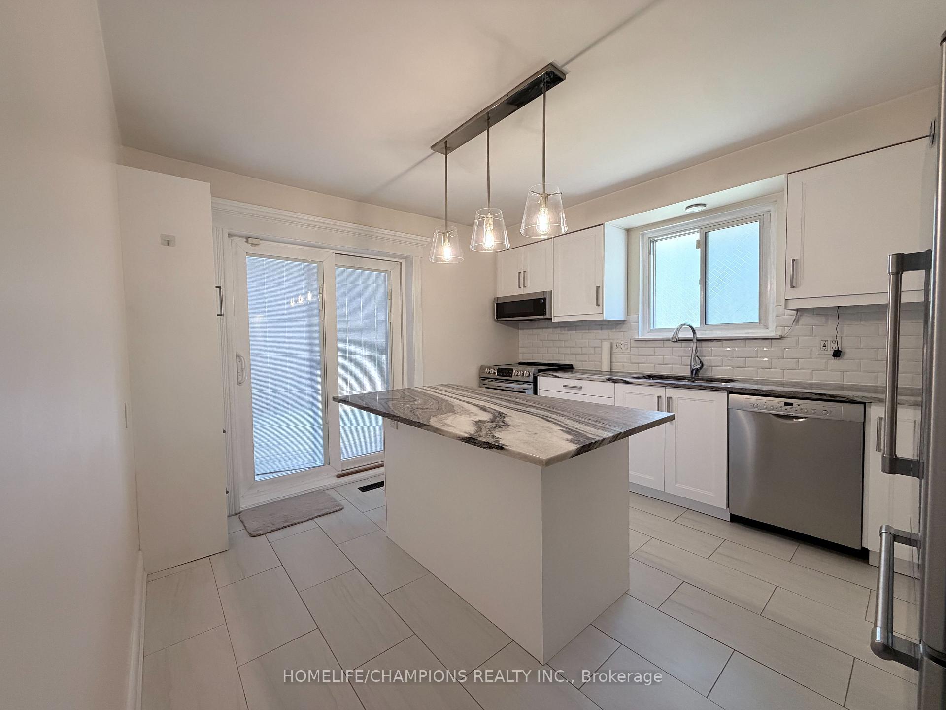 Photo 8 of 1143 Valley Court, Oshawa, Lakeview — HOMEH