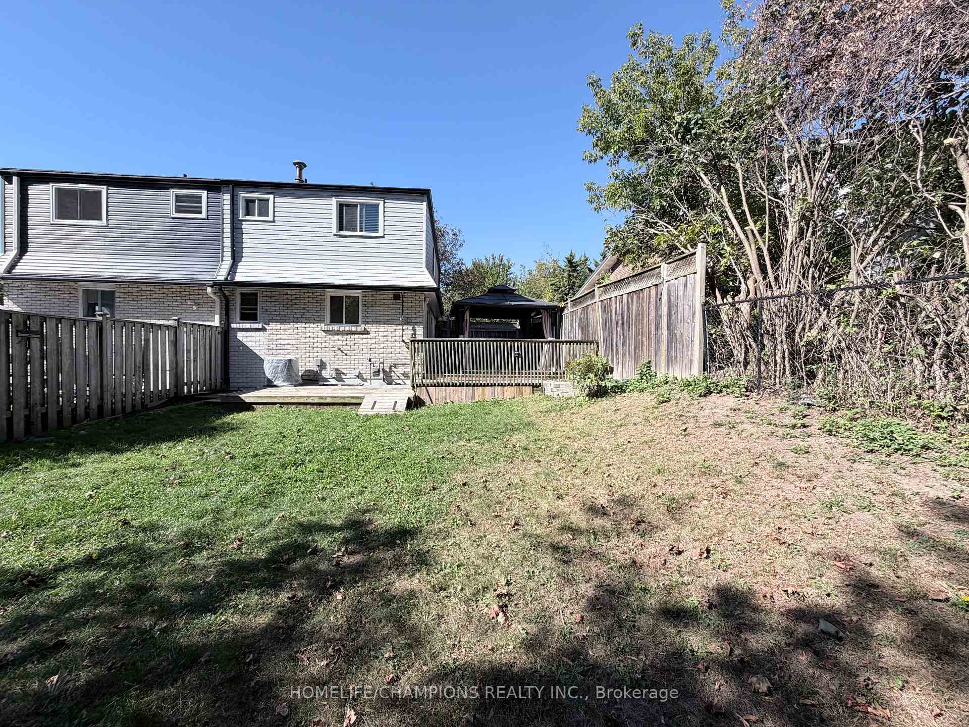 Photo 23 of 1143 Valley Court, Oshawa, Lakeview — HOMEH