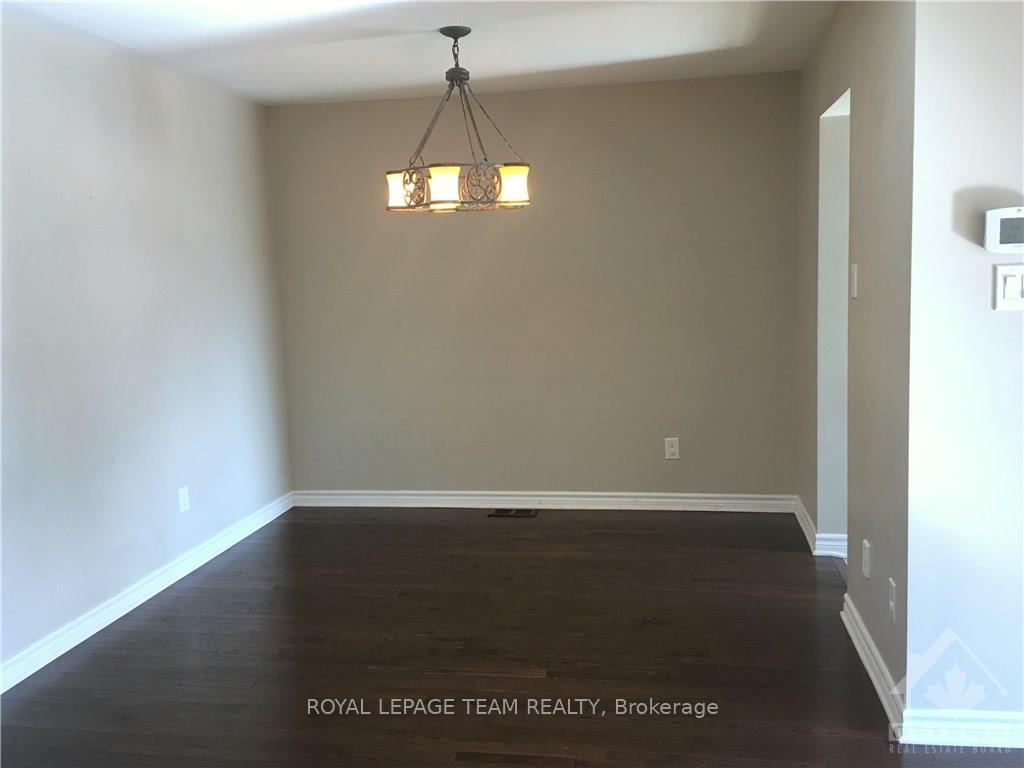 Photo 9 of 133 Forestbrook Street, Ottawa, Kanata - Morgan's Grant/South March — HOMEH