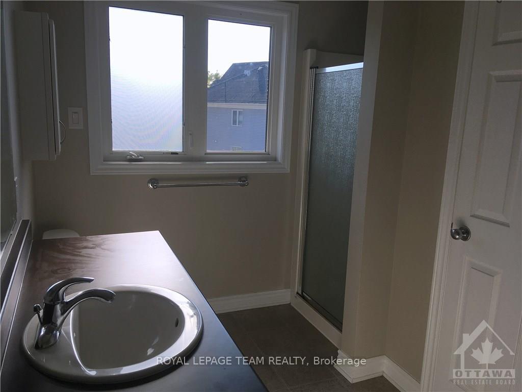 Photo 21 of 133 Forestbrook Street, Ottawa, Kanata - Morgan's Grant/South March — HOMEH